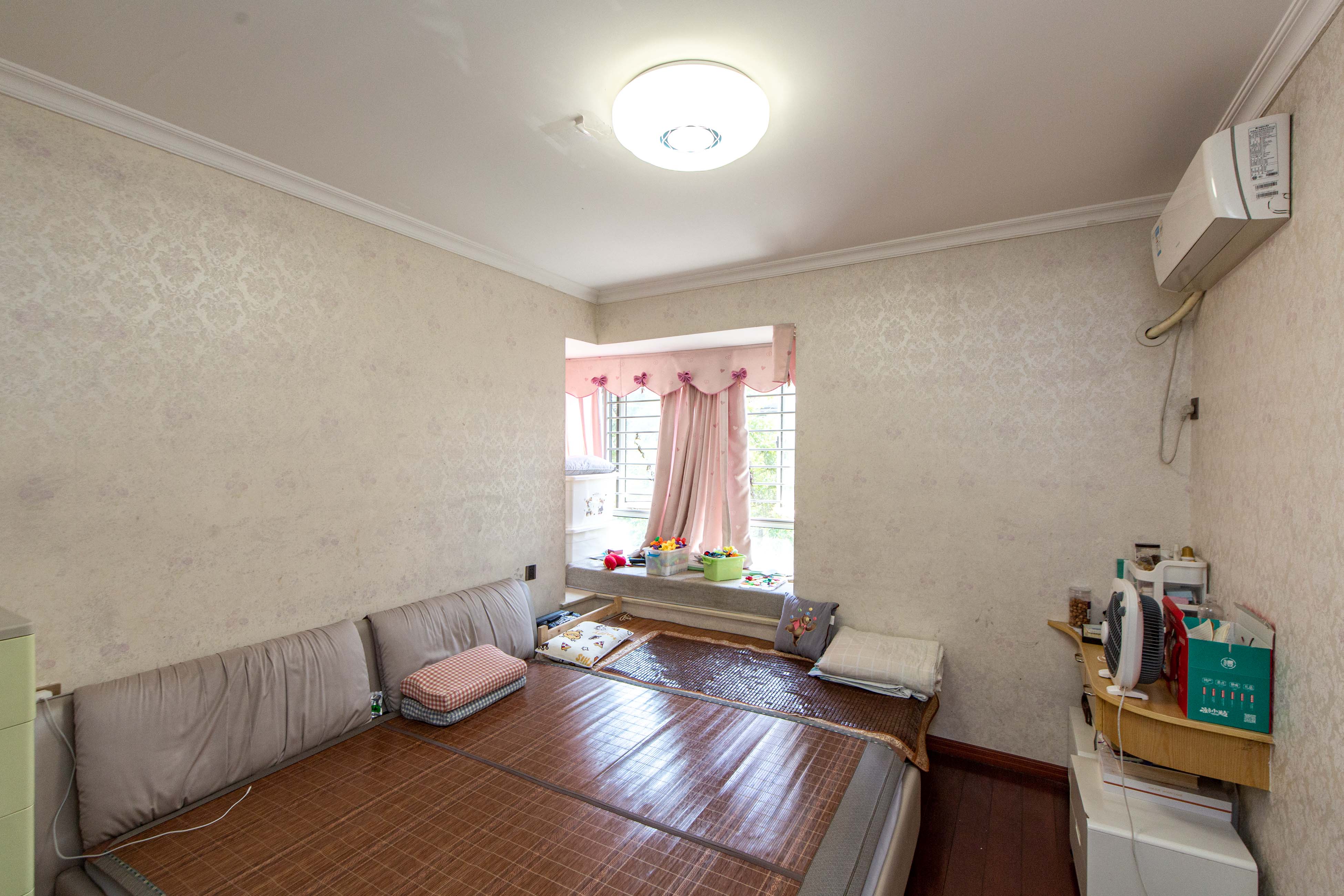 五矿万境水岸一期(万境水岸嘉苑) 2室2厅1卫 75.0万 五矿万境水岸一期(万境水岸嘉苑) 2室2厅1卫 75.0万卧室