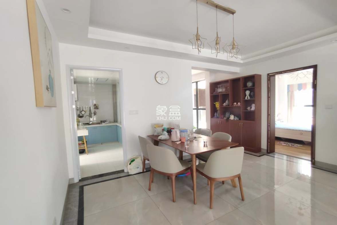 美的城一期 4室2厅2卫 101.0万 美的城一期 4室2厅2卫 101.0万室内图