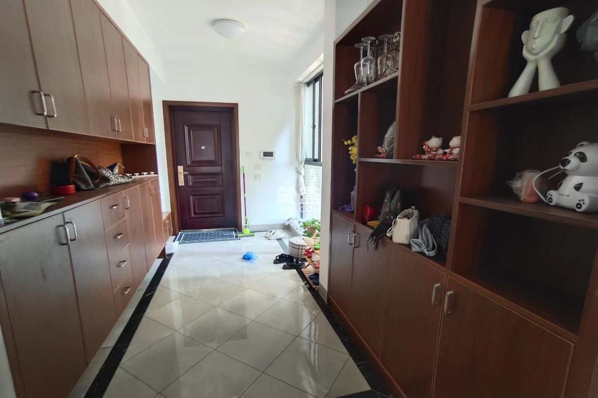 美的城一期 4室2厅2卫 101.0万 美的城一期 4室2厅2卫 101.0万室内图