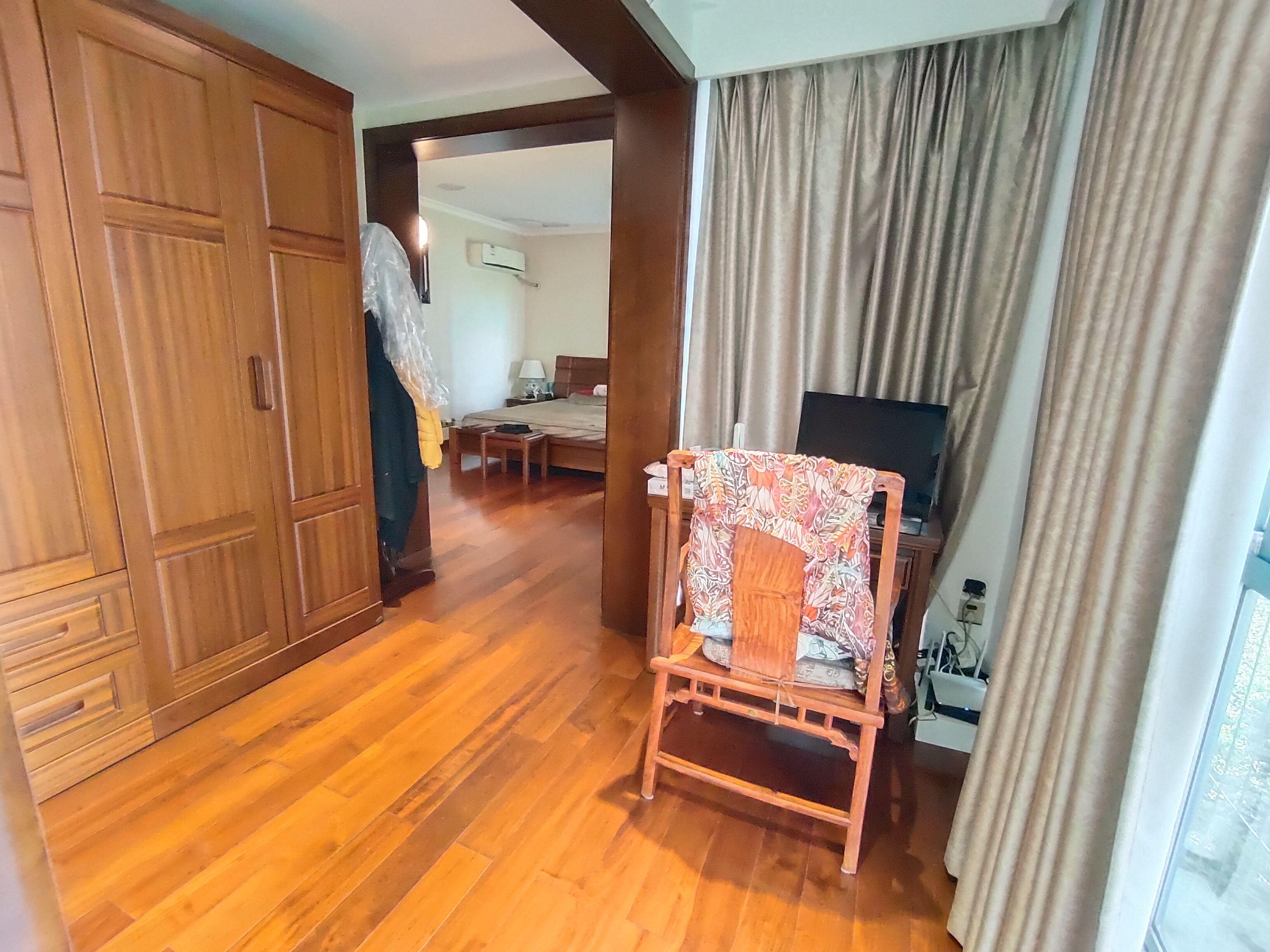 天鹅湖1号 0室0厅0卫 148.0万 天鹅湖1号 0室0厅0卫 148.0万室内图