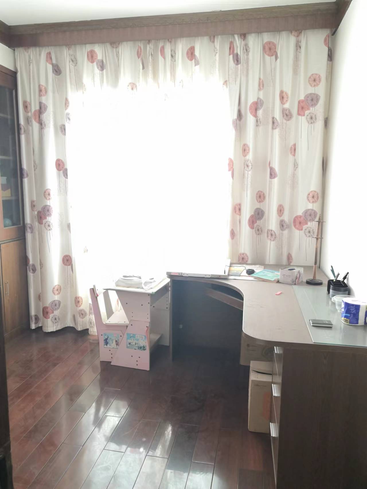 联谊新村  4室2厅2卫   75.00万室内图