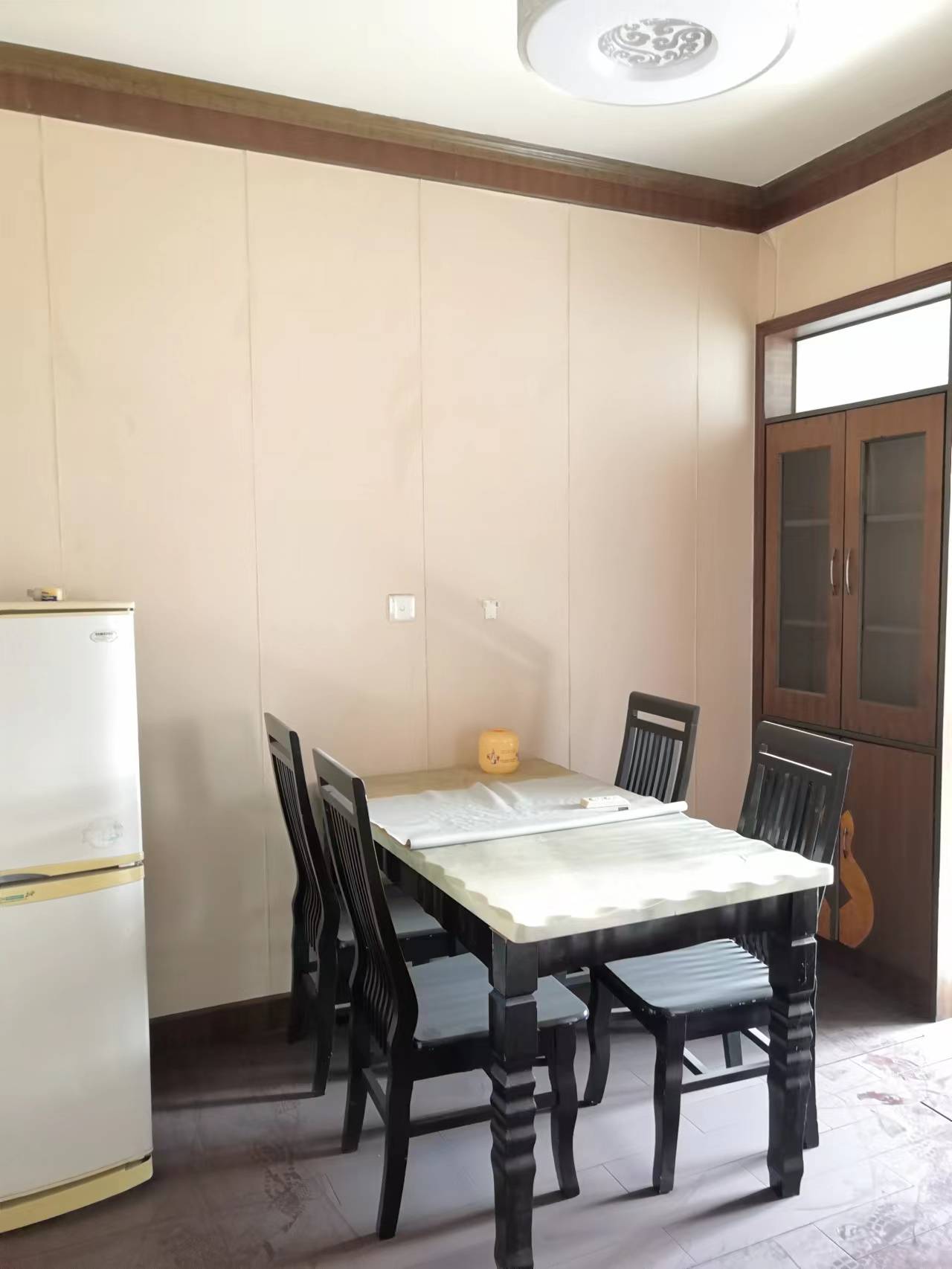 联谊新村  4室2厅2卫   75.00万室内图