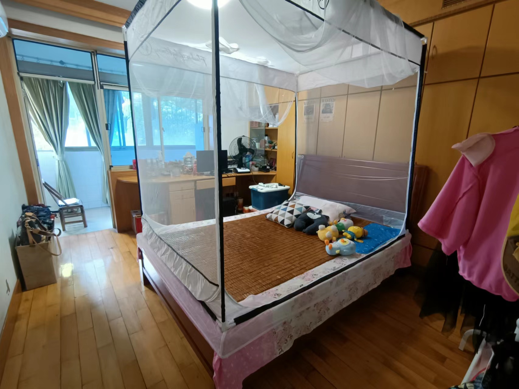 板塘铺轻机厂  2室2厅1卫   34.80万客厅
