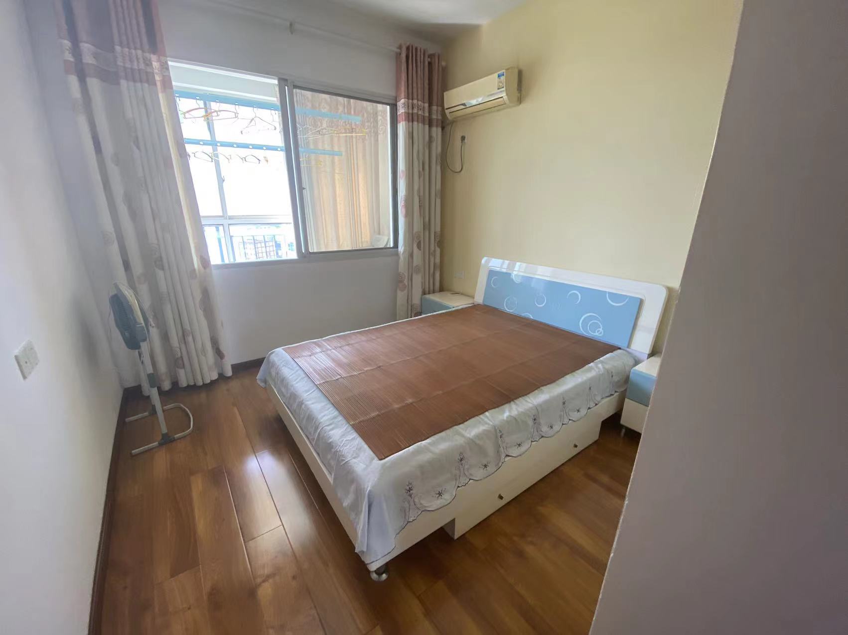 京鹰华府 3室2厅2卫 79.0万 京鹰华府 3室2厅2卫 79.0万室内图