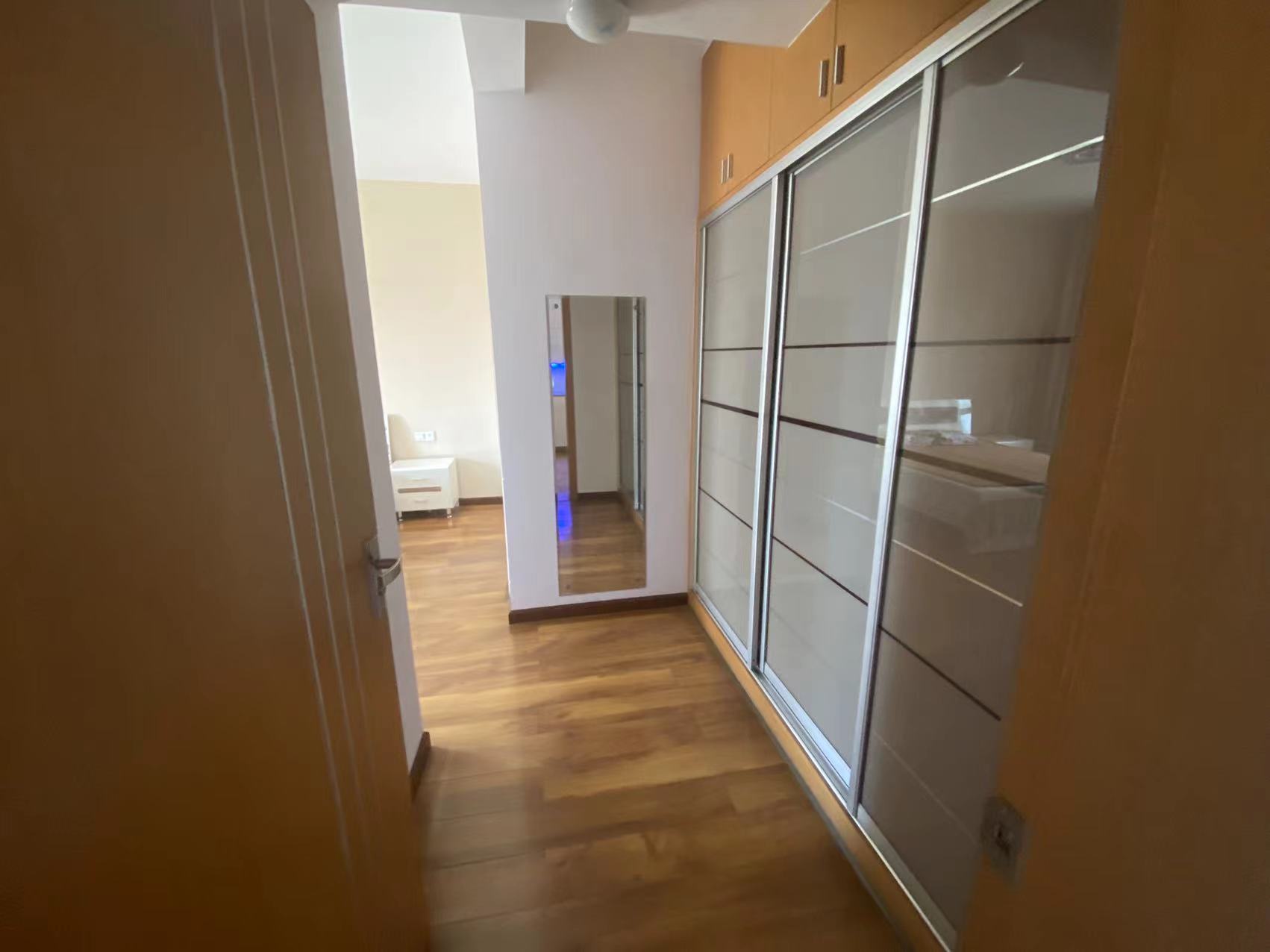 京鹰华府 3室2厅2卫 79.0万 京鹰华府 3室2厅2卫 79.0万室内图