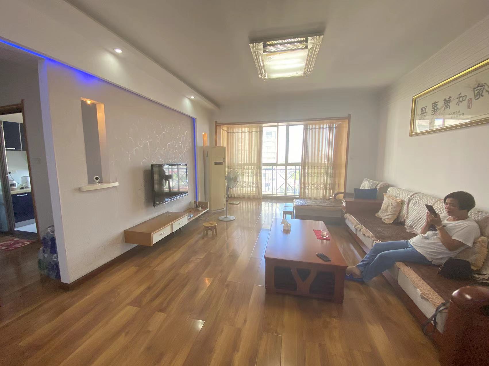 京鹰华府 3室2厅2卫 79.0万 京鹰华府 3室2厅2卫 79.0万室内图