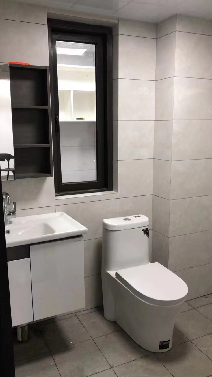 翡翠公园(北大资源) 3室2厅2卫 92.0万 翡翠公园(北大资源) 3室2厅2卫 92.0万室内图