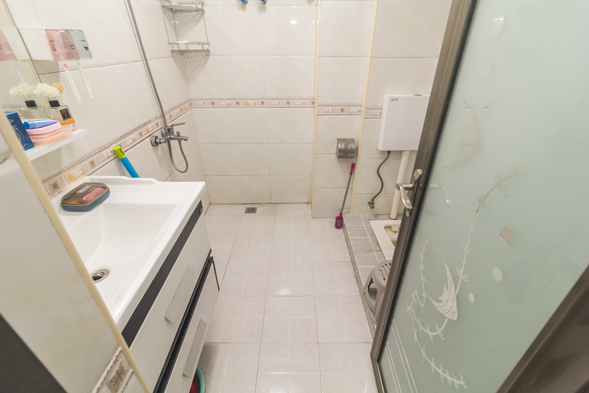 昌和商业中心/昌和国际 1室1厅1卫 23.38万 昌和商业中心/昌和国际 1室1厅1卫 23.38万卫生间