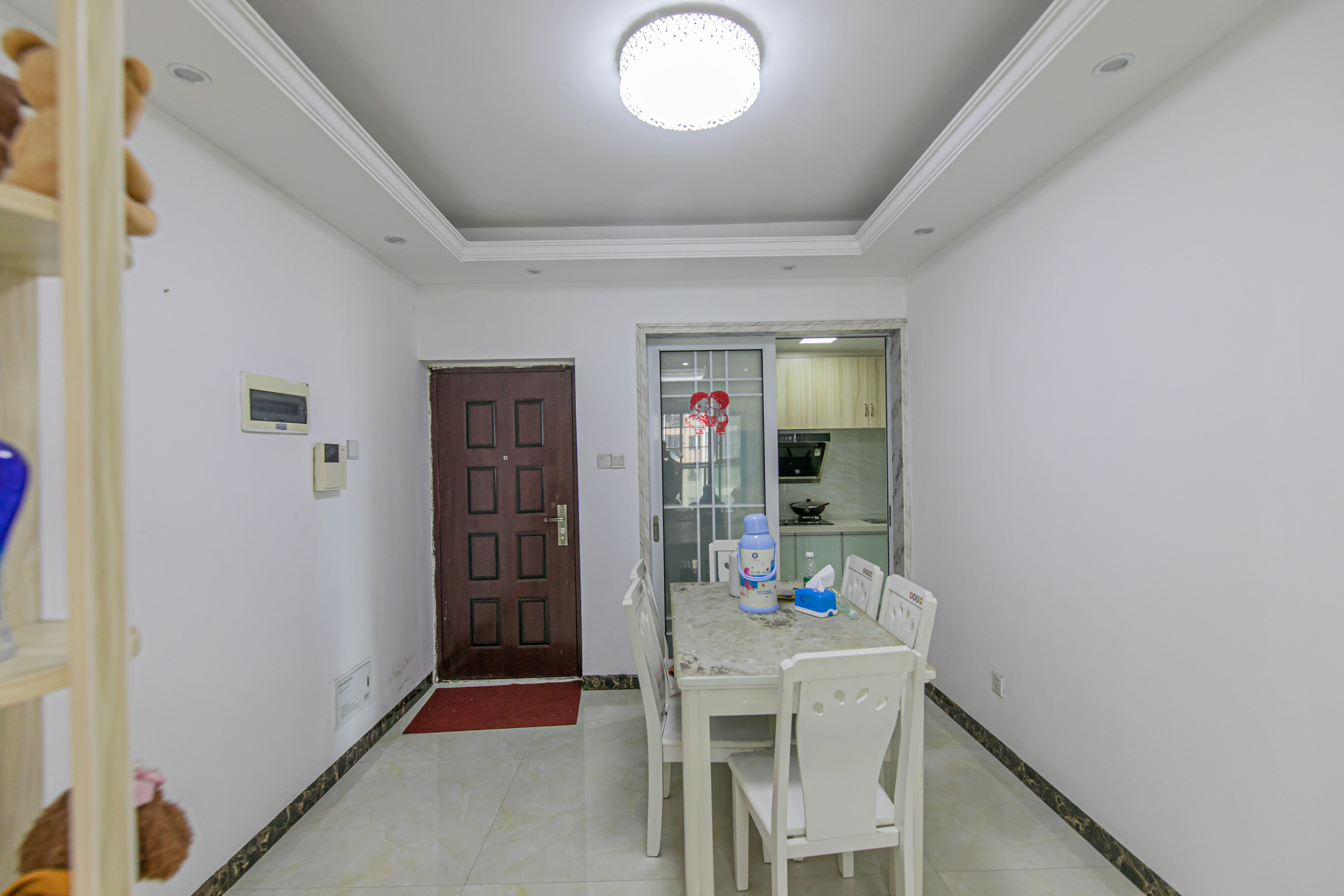 蓝山郡  3室2厅1卫    83.8万客厅