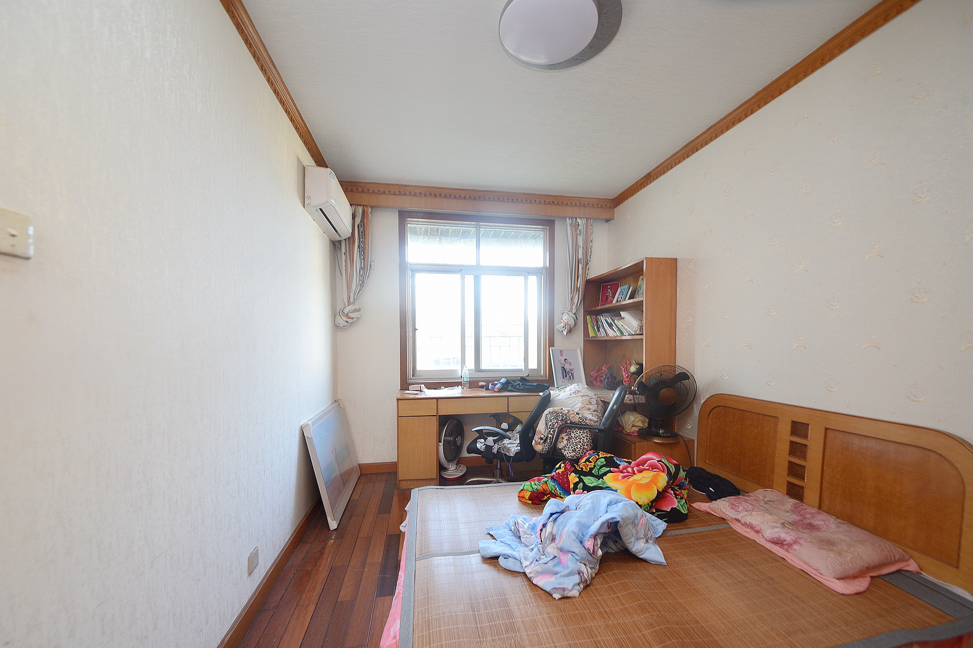 恒达时代花园  3室2厅1卫    82.0万卧室
