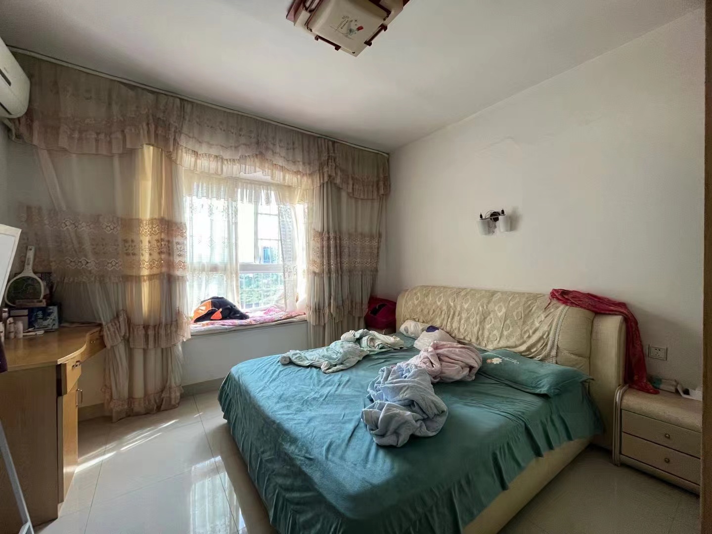 金钩花园 4室2厅2卫 75.8万 金钩花园 4室2厅2卫 75.8万室内图