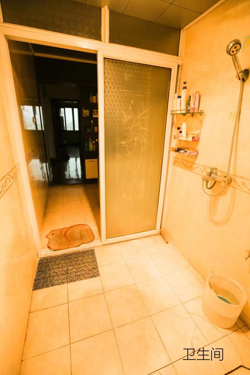 新荷家园 3室2厅2卫 78.0万 新荷家园 3室2厅2卫 78.0万室内图