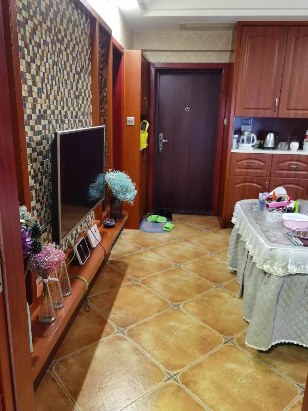 欢乐美寓  2室1厅1卫   1800.00元/月室内图