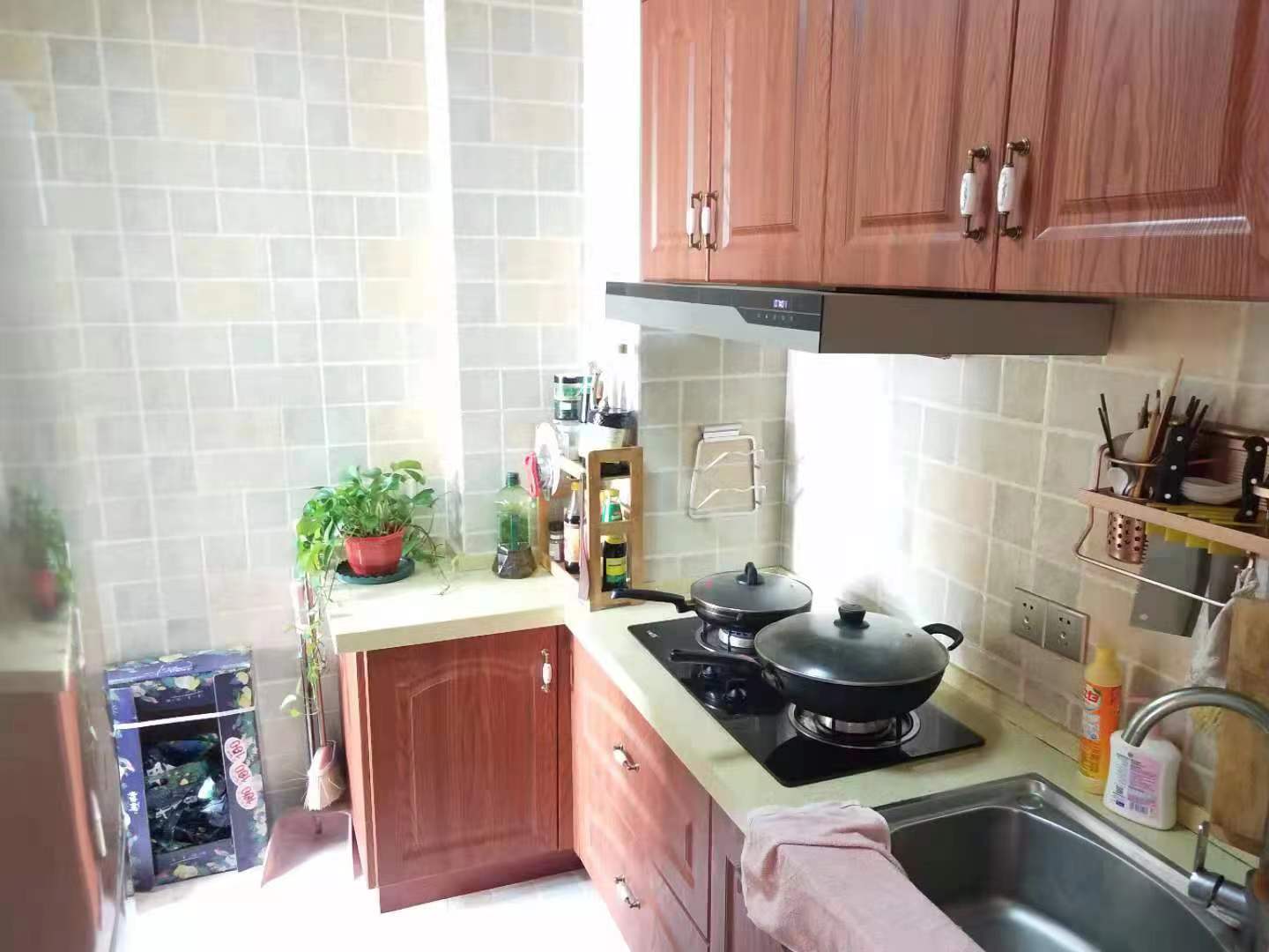 欢乐美寓  2室1厅1卫   1800.00元/月室内图