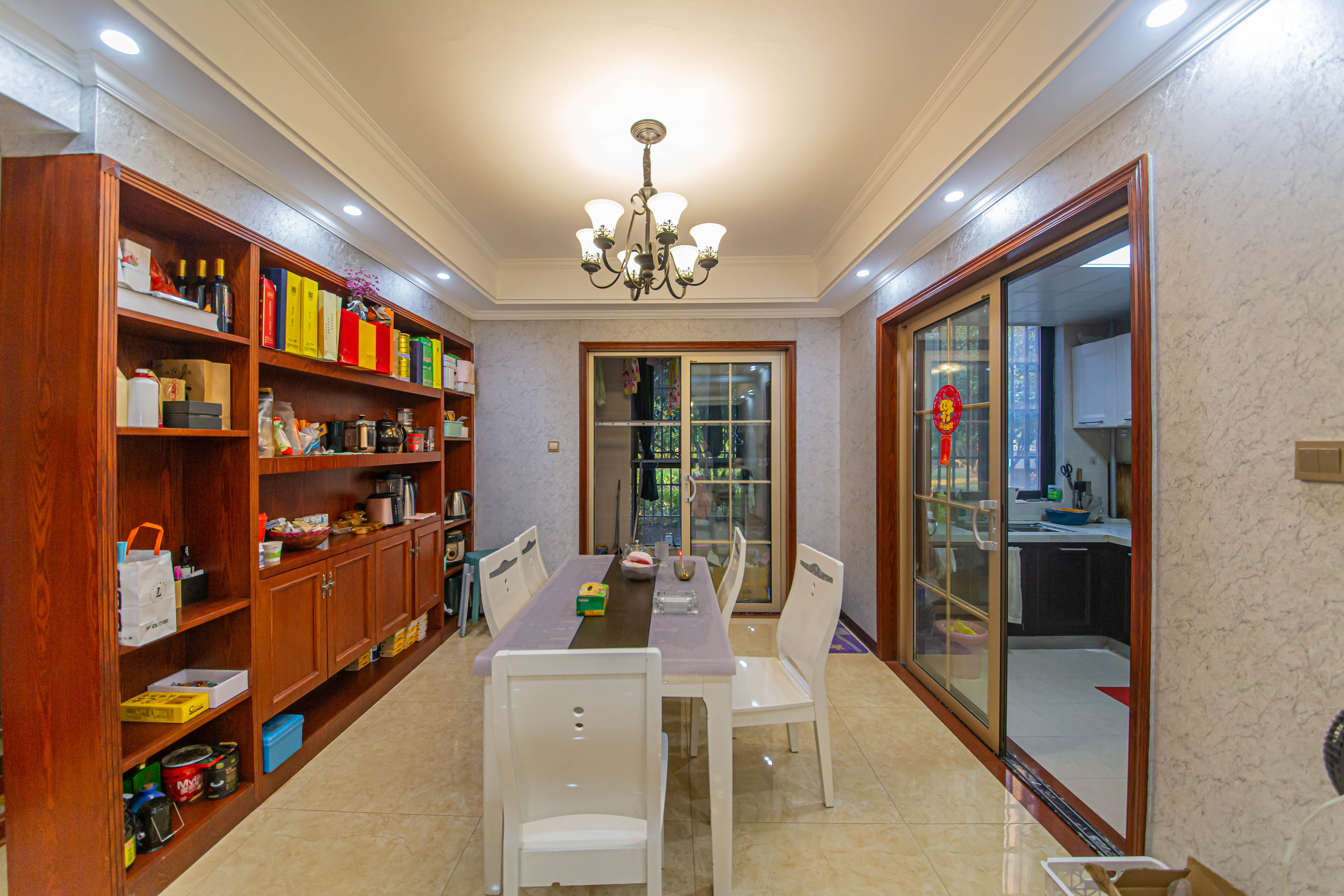 中信凯旋城(中信新城四期) 3室2厅2卫 85.0万 中信凯旋城(中信新城四期) 3室2厅2卫 85.0万客厅