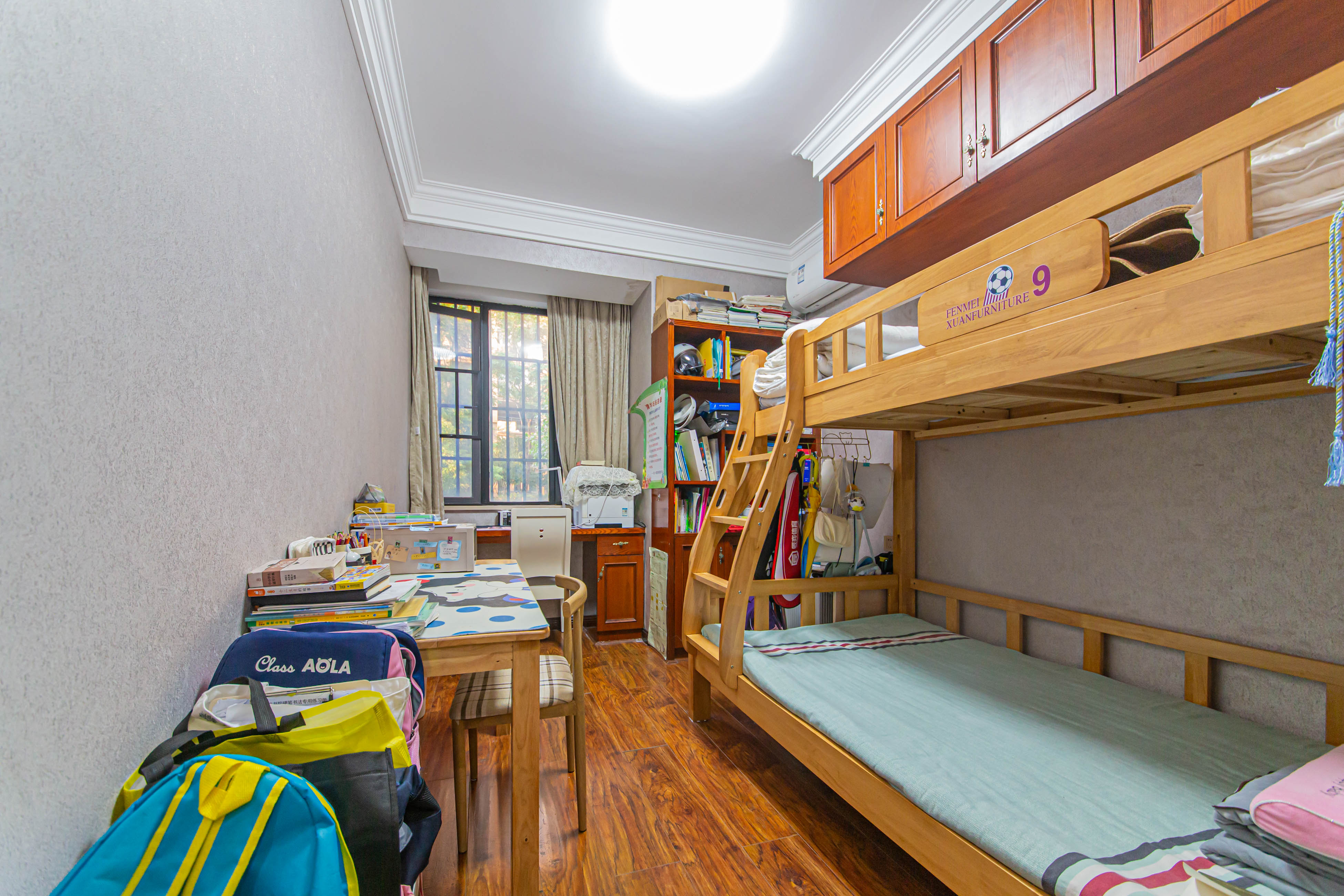 中信凯旋城(中信新城四期) 3室2厅2卫 85.0万 中信凯旋城(中信新城四期) 3室2厅2卫 85.0万卧室