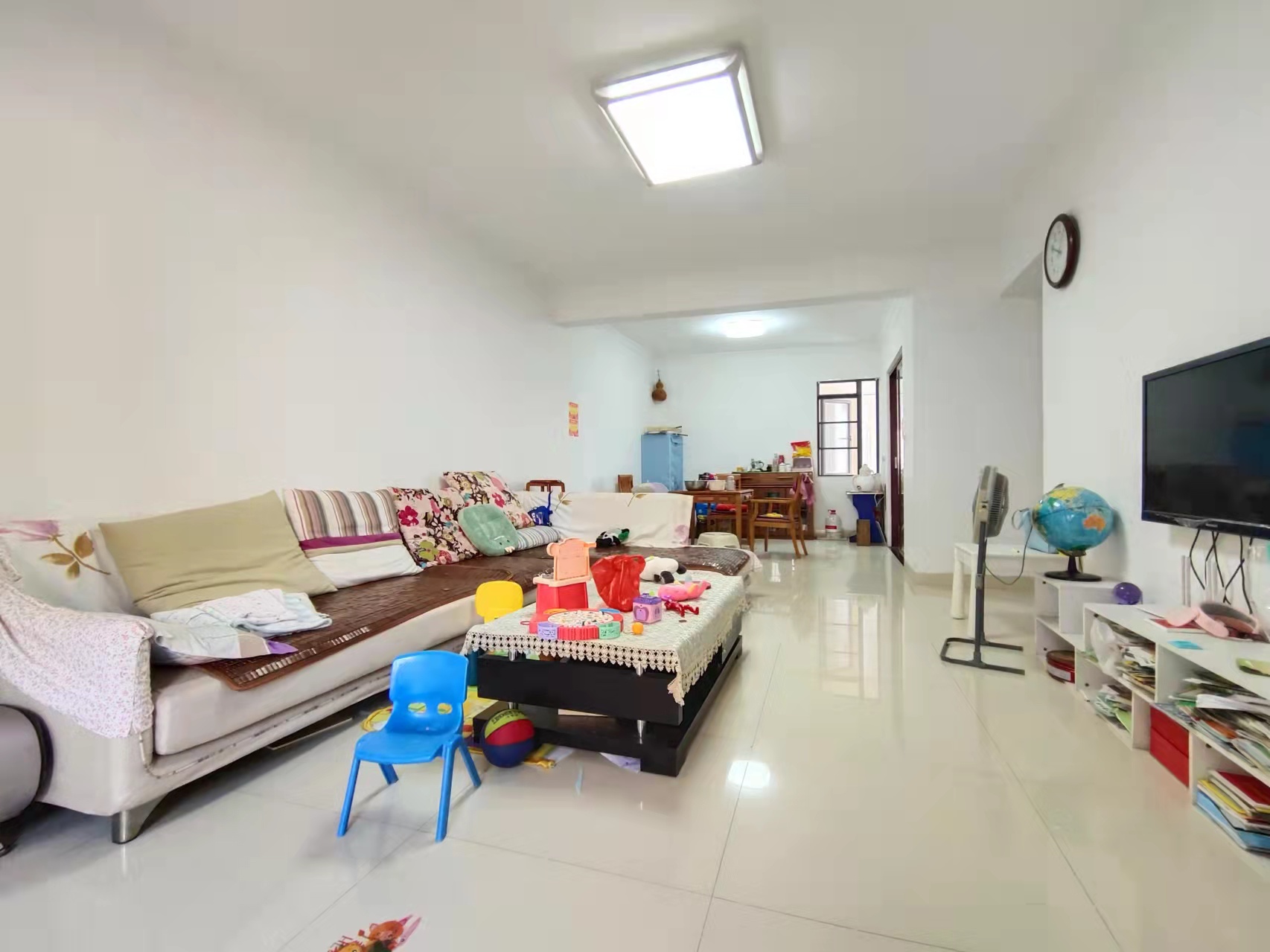 华晨御园 3室2厅2卫 90.0万 华晨御园 3室2厅2卫 90.0万室内图