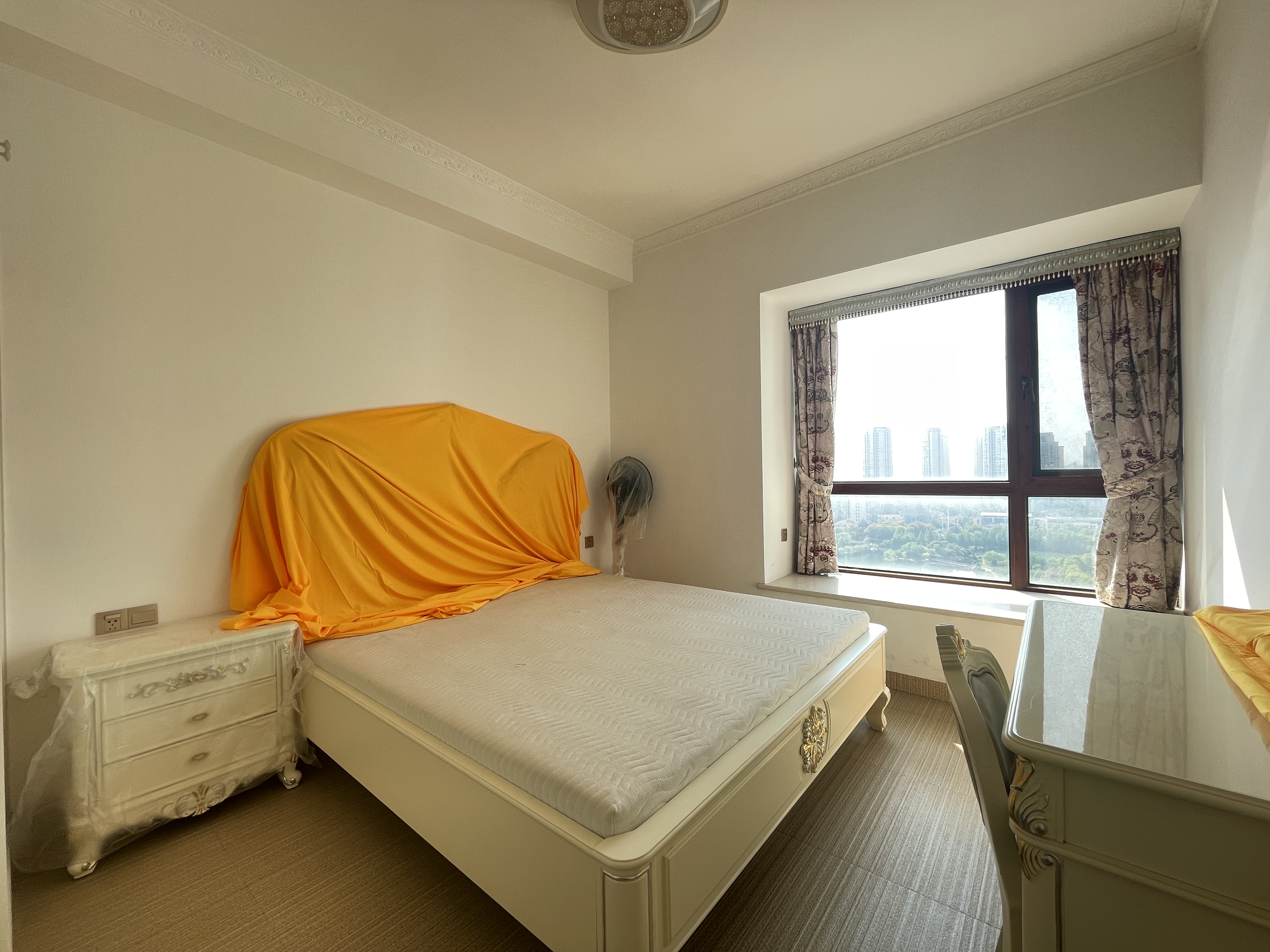 美的城一期 4室2厅3卫 170.0万 美的城一期 4室2厅3卫 170.0万室内图