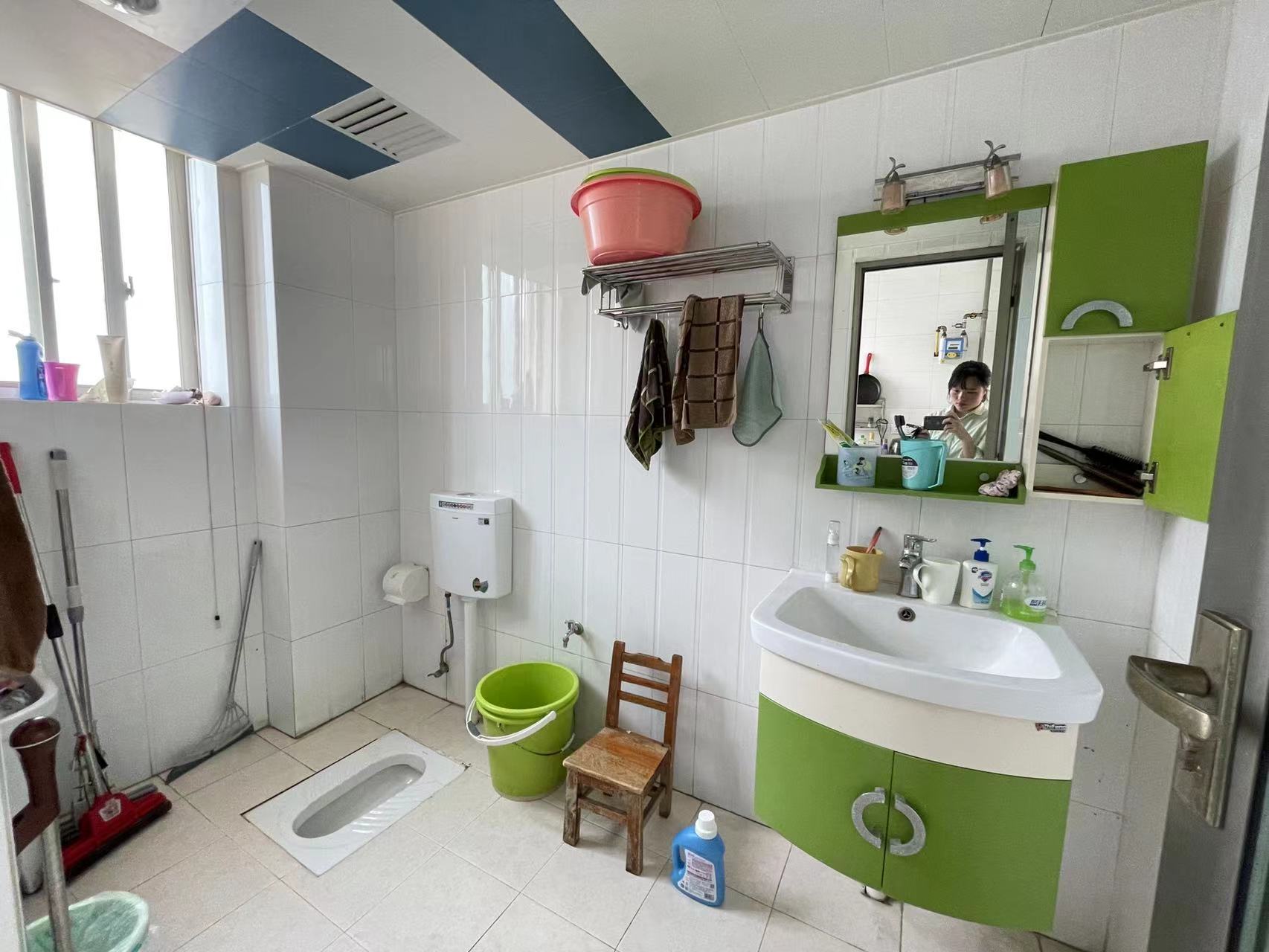 京鹰华府 3室2厅2卫 58.0万 京鹰华府 3室2厅2卫 58.0万室内图