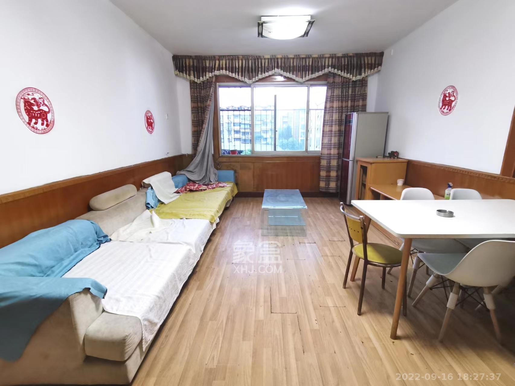 秋水红叶  3室1厅1卫   900.00元/月室内图