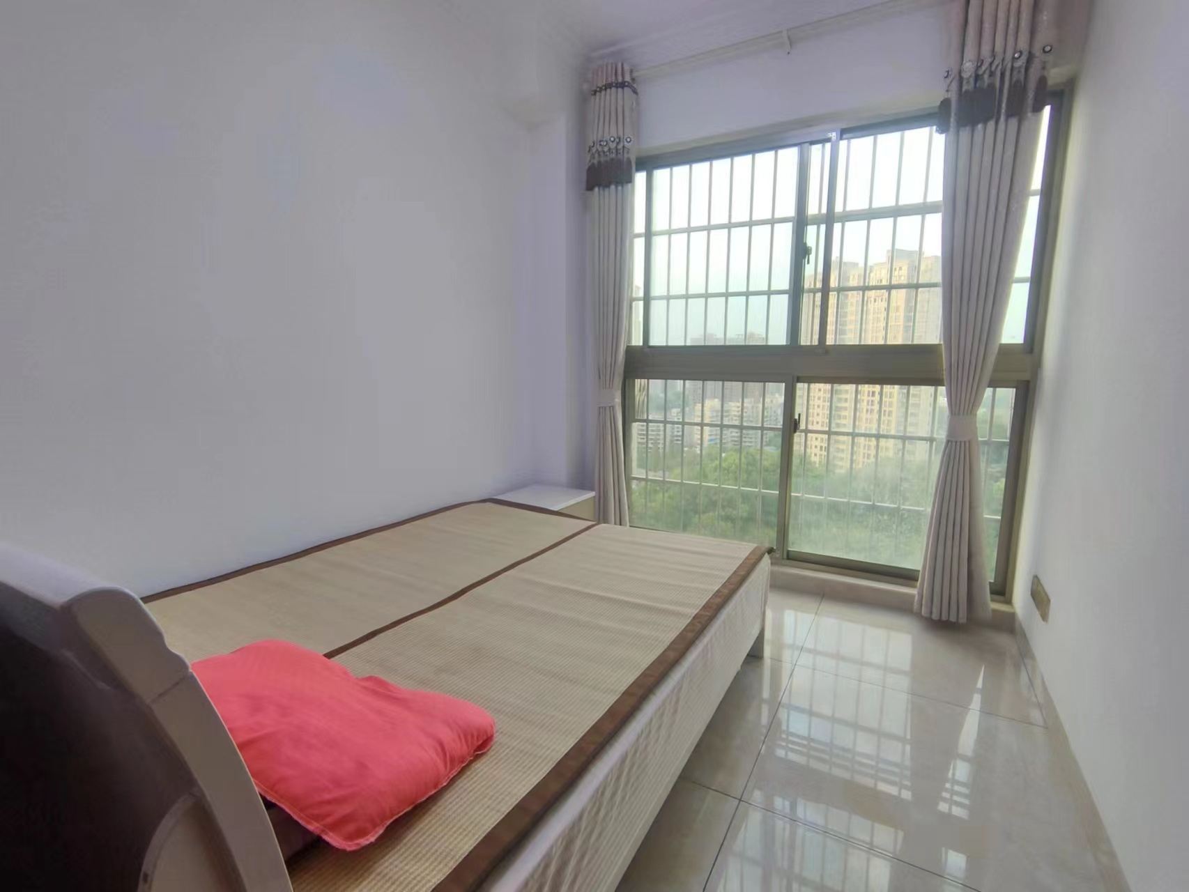 百江花园  0室0厅0卫    75.0万 百江花园  0室0厅0卫    75.0万室内图