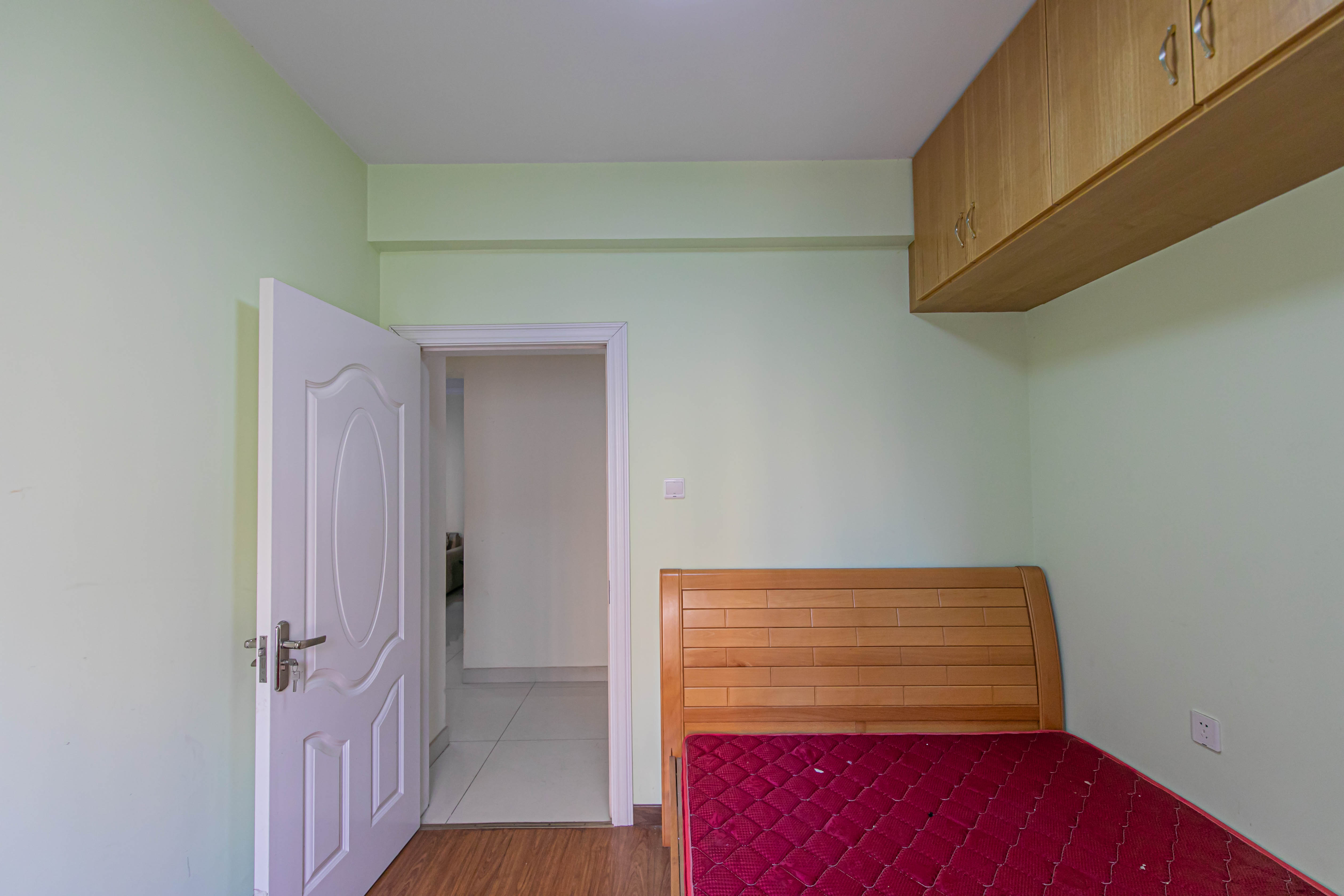 华润凤凰城二期  3室2厅1卫    92.5万卧室