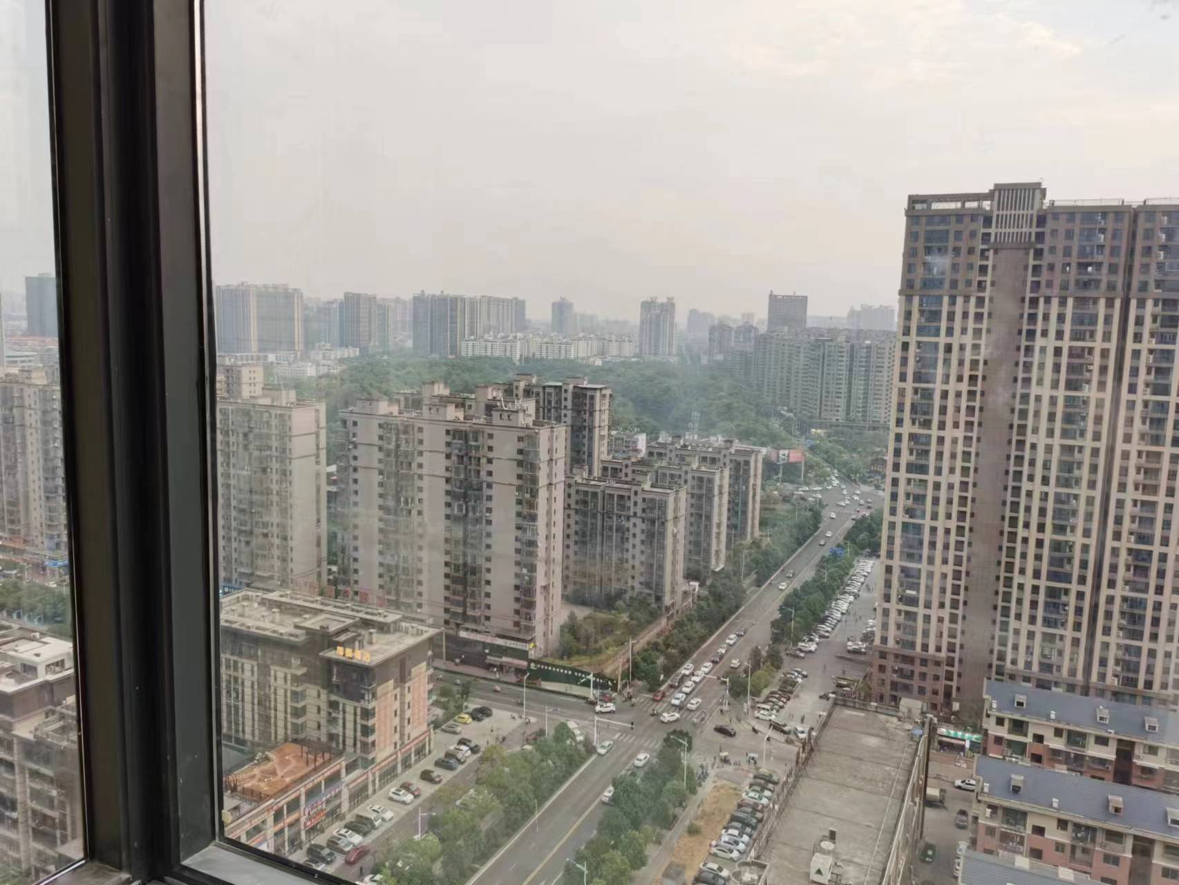 融冠亲城安置房  3室2厅1卫   2200.00元/月小区图