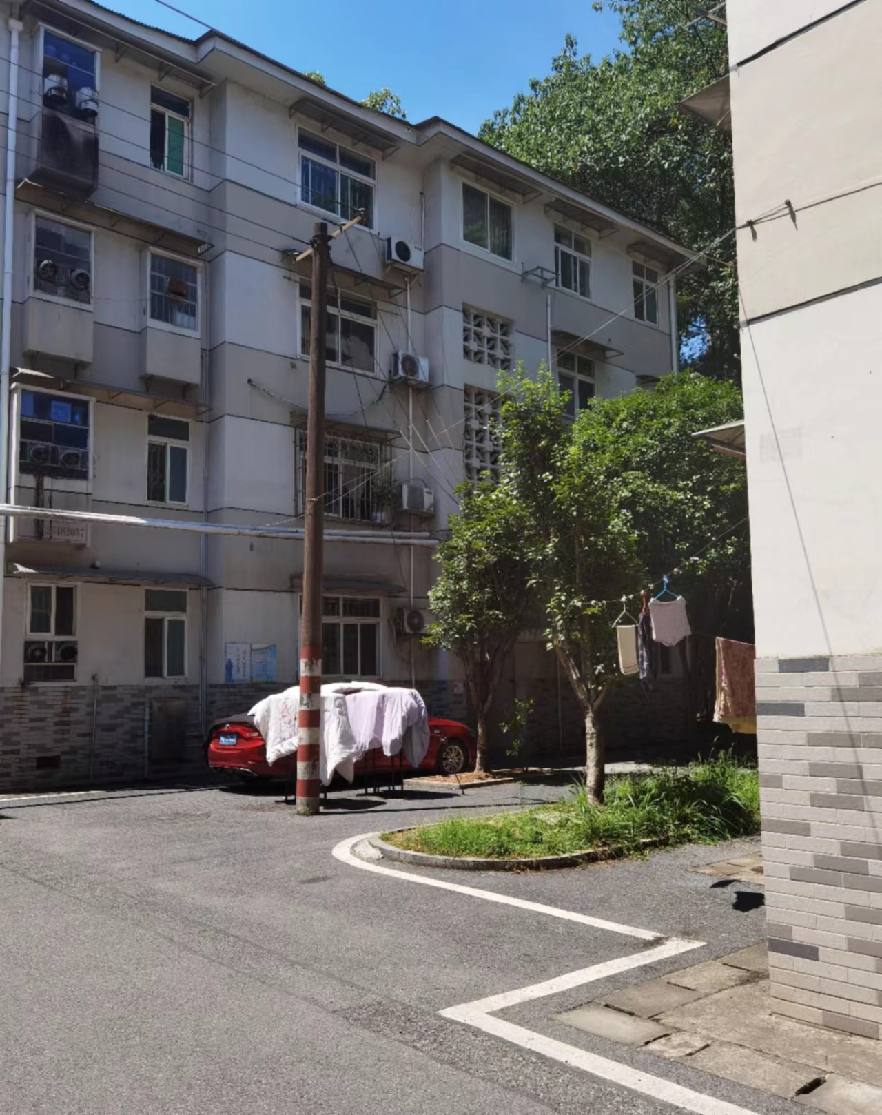 王塔冲一村 2室2厅1卫 35.0万 王塔冲一村 2室2厅1卫 35.0万室内图