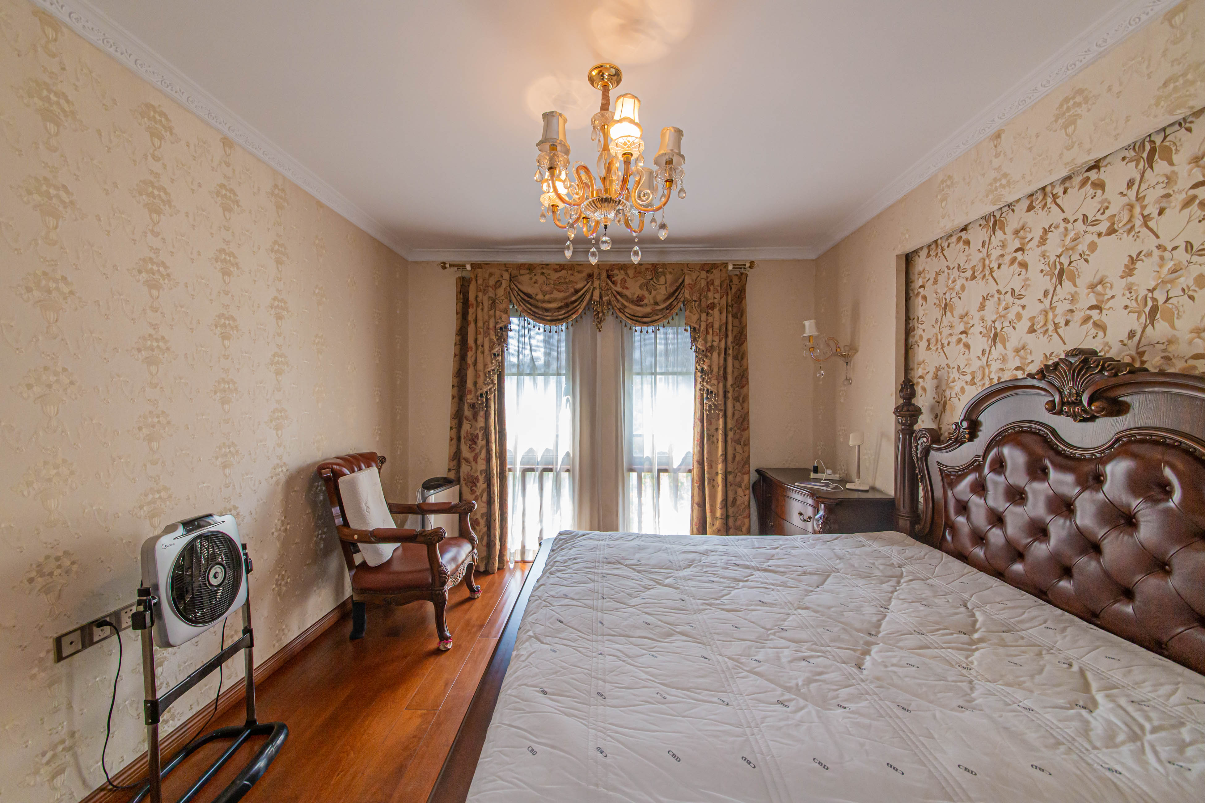 博林金谷 4室2厅2卫 268.0万 博林金谷 4室2厅2卫 268.0万卧室