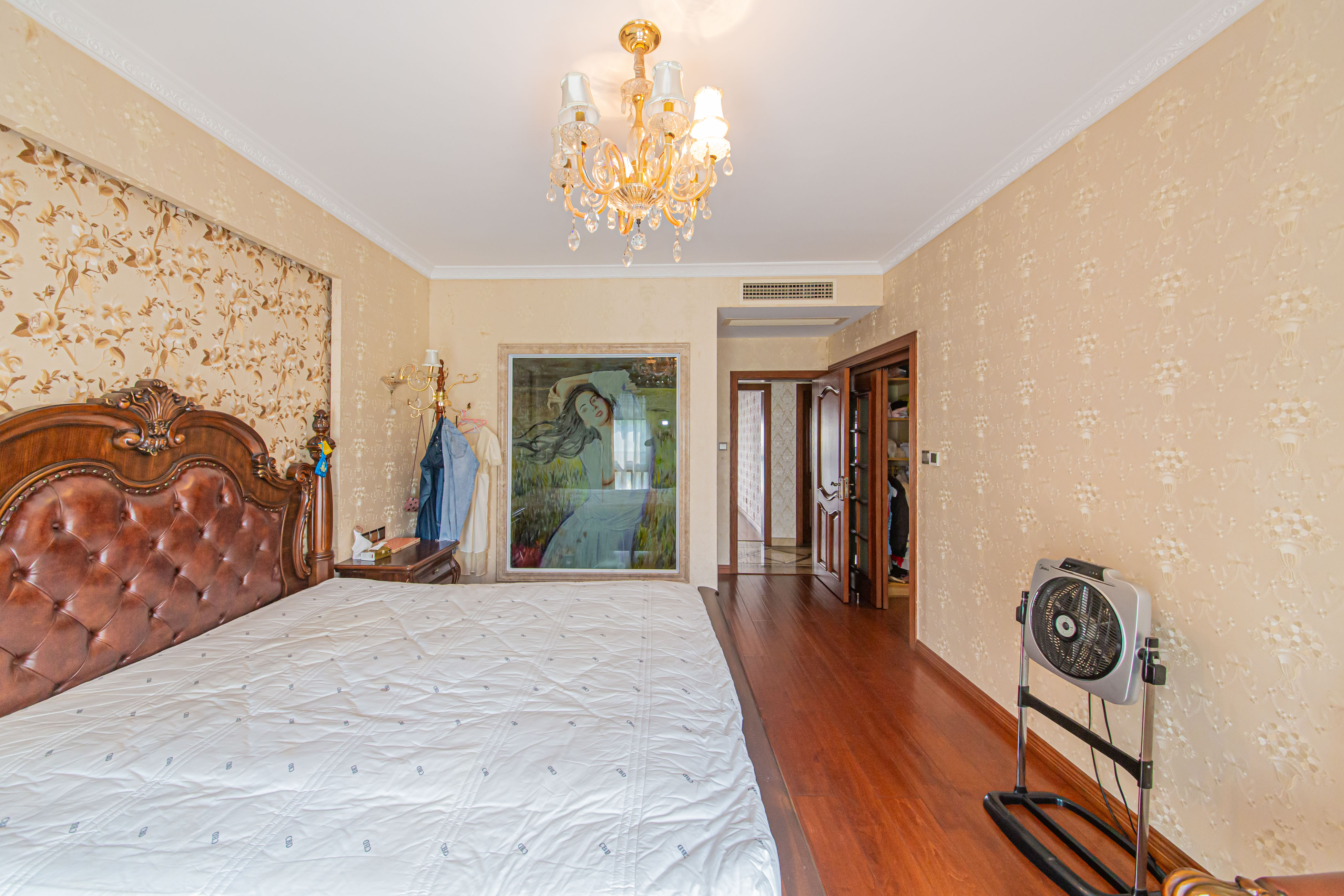 博林金谷 4室2厅2卫 268.0万 博林金谷 4室2厅2卫 268.0万卧室