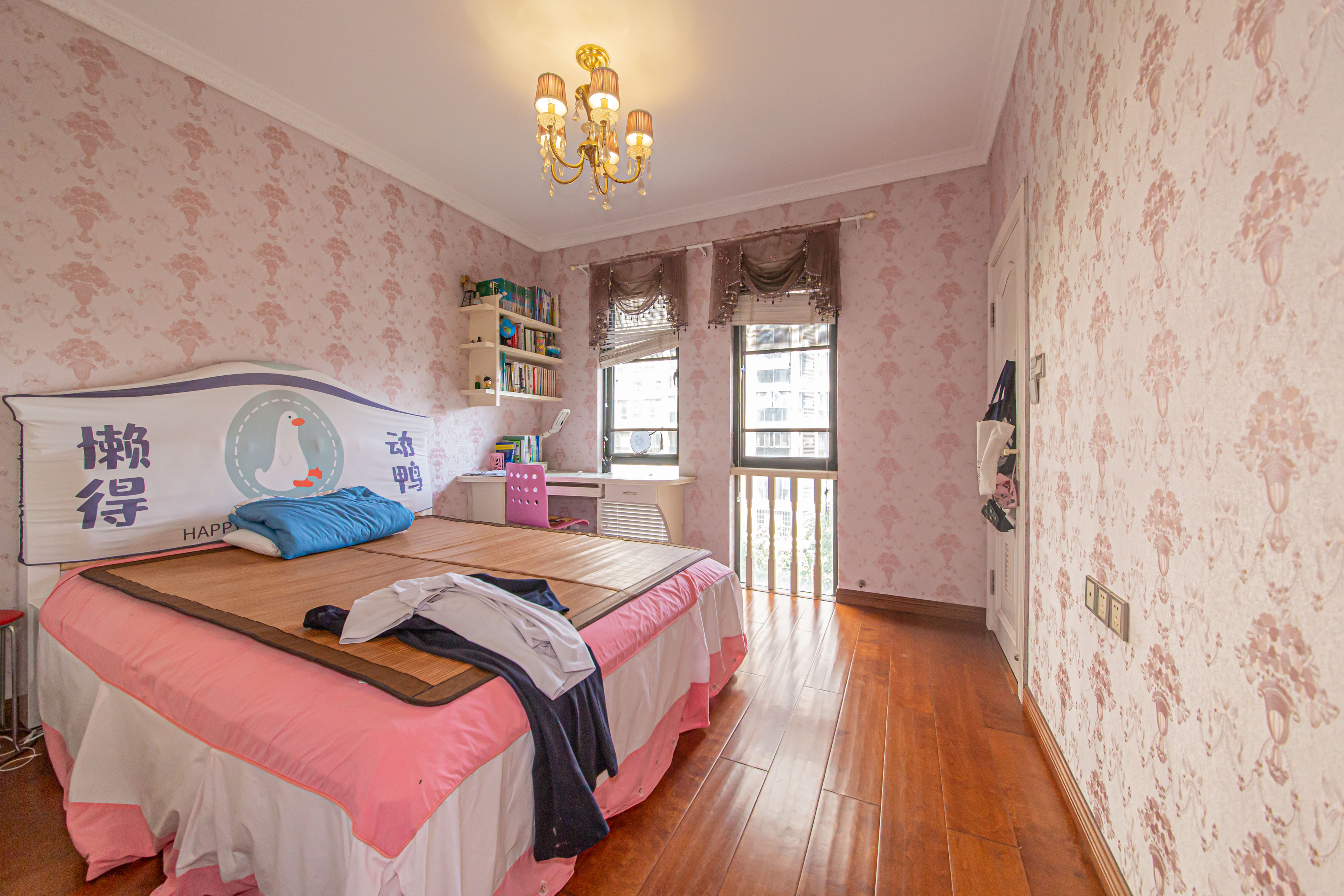 博林金谷 4室2厅2卫 268.0万 博林金谷 4室2厅2卫 268.0万卧室