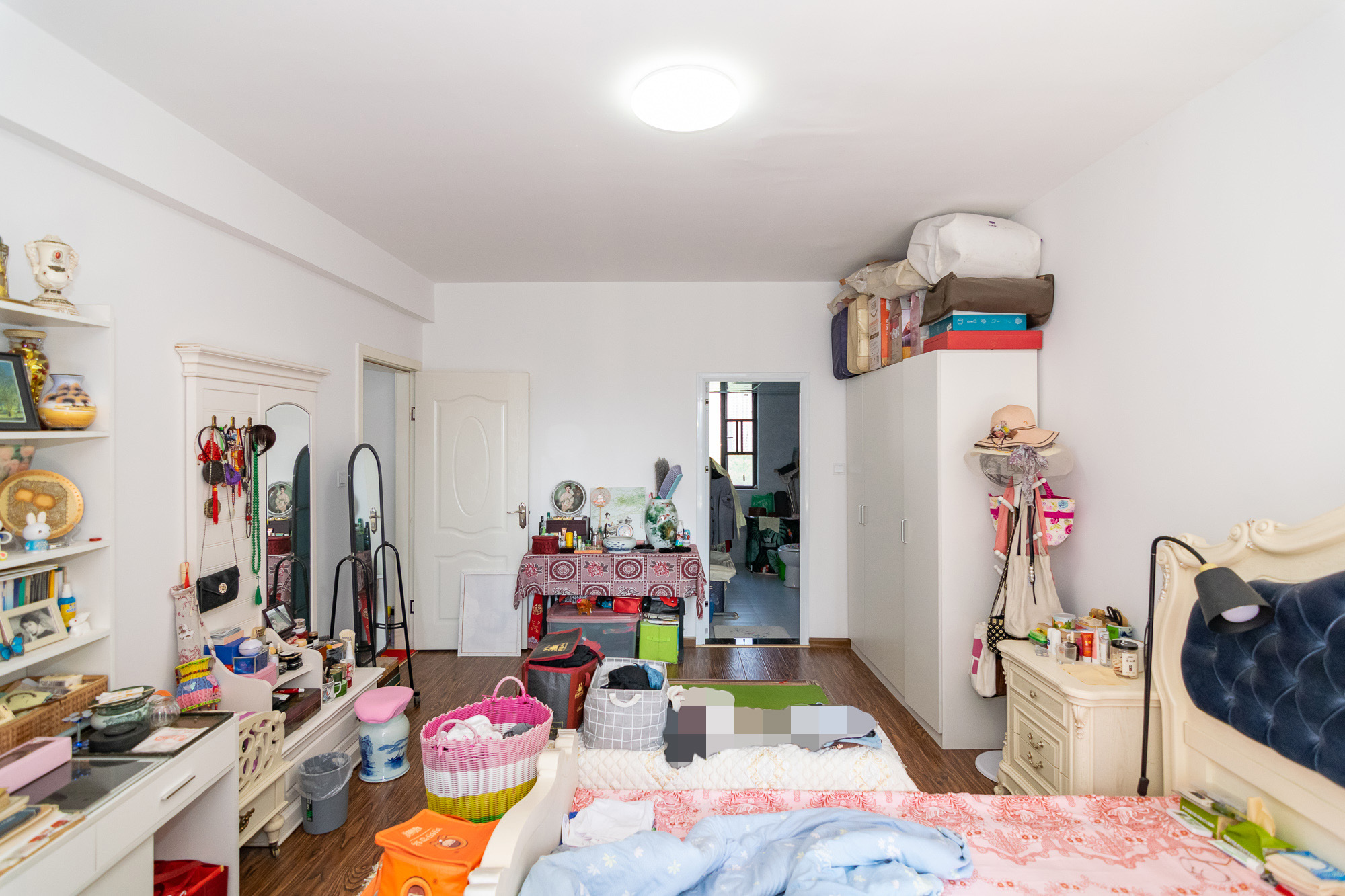 润和紫郡一期 4室2厅1卫 130.0万 润和紫郡一期 4室2厅1卫 130.0万卧室