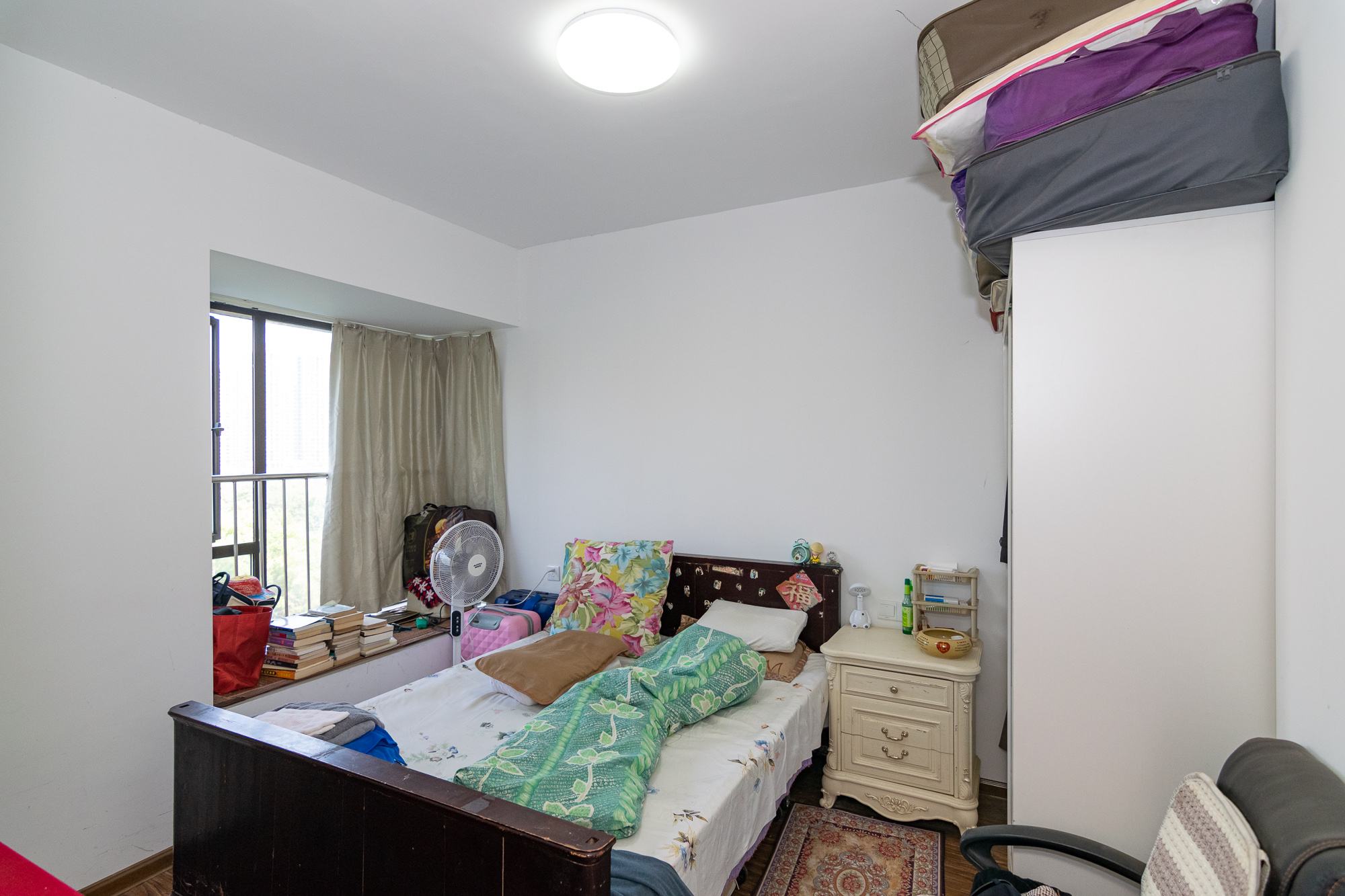 润和紫郡一期 4室2厅1卫 130.0万 润和紫郡一期 4室2厅1卫 130.0万卧室