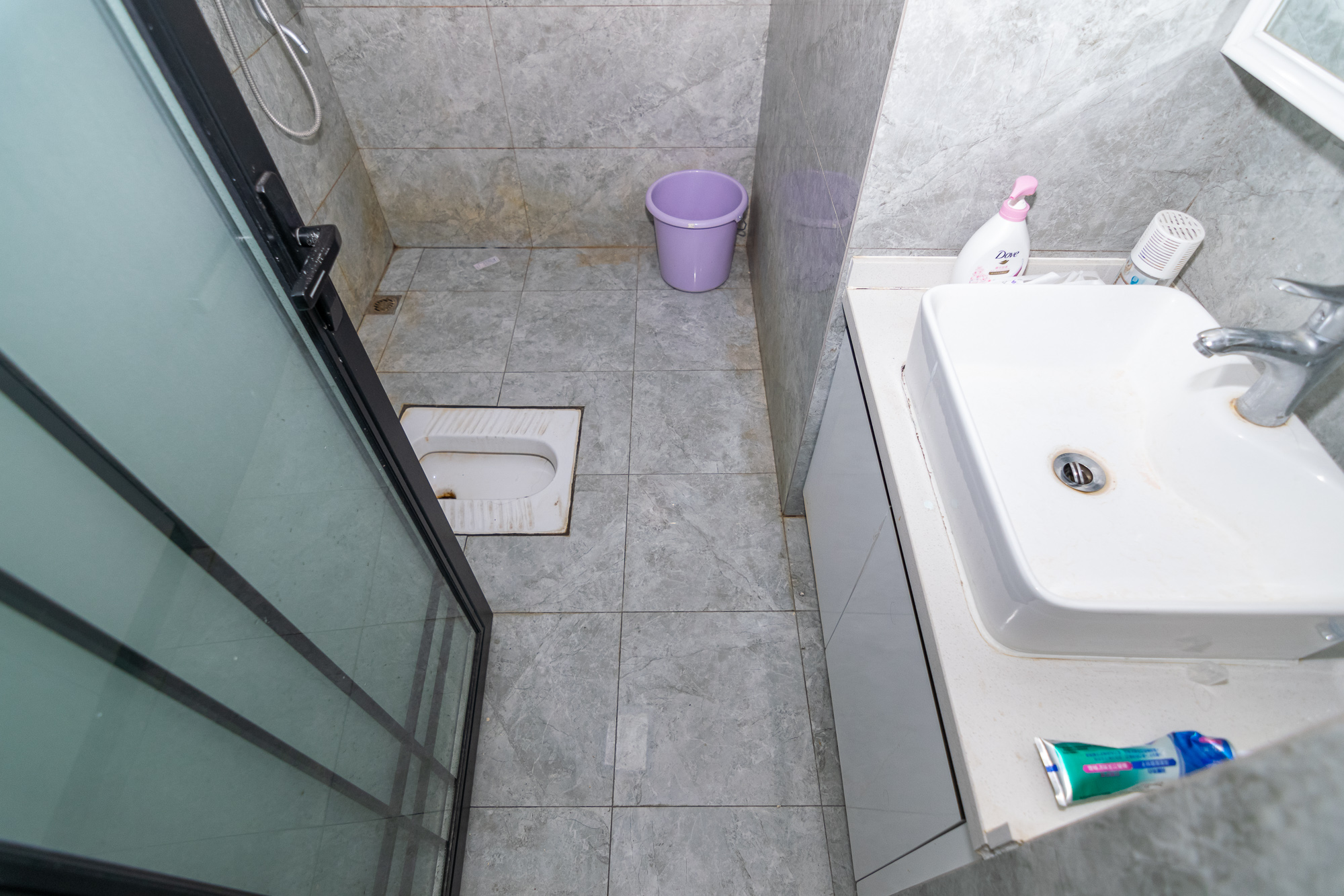 城市时光 1室1厅1卫 35.0万 城市时光 1室1厅1卫 35.0万卫生间