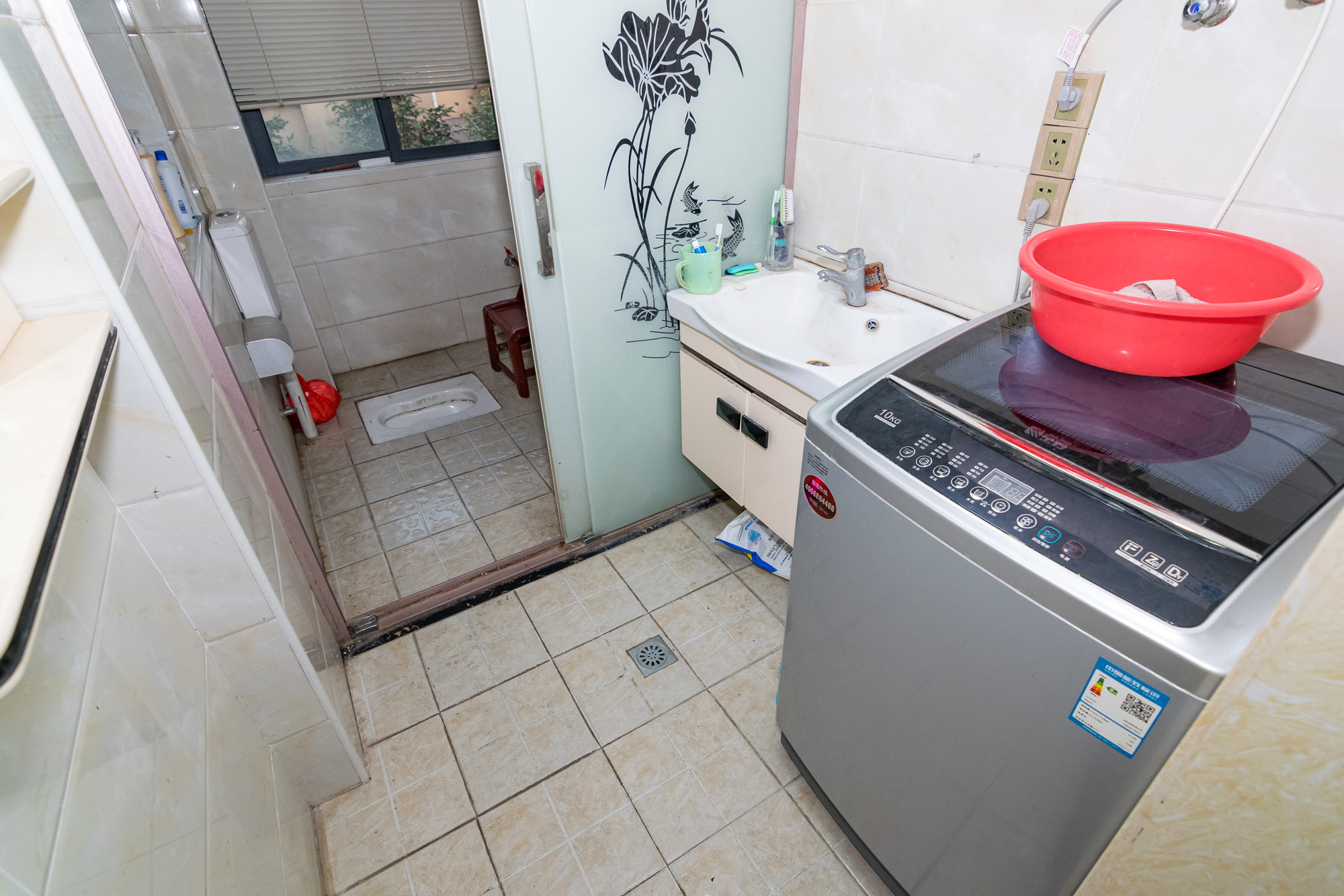 勤诚达新界 7室3厅3卫 180.0万 勤诚达新界 7室3厅3卫 180.0万卫生间