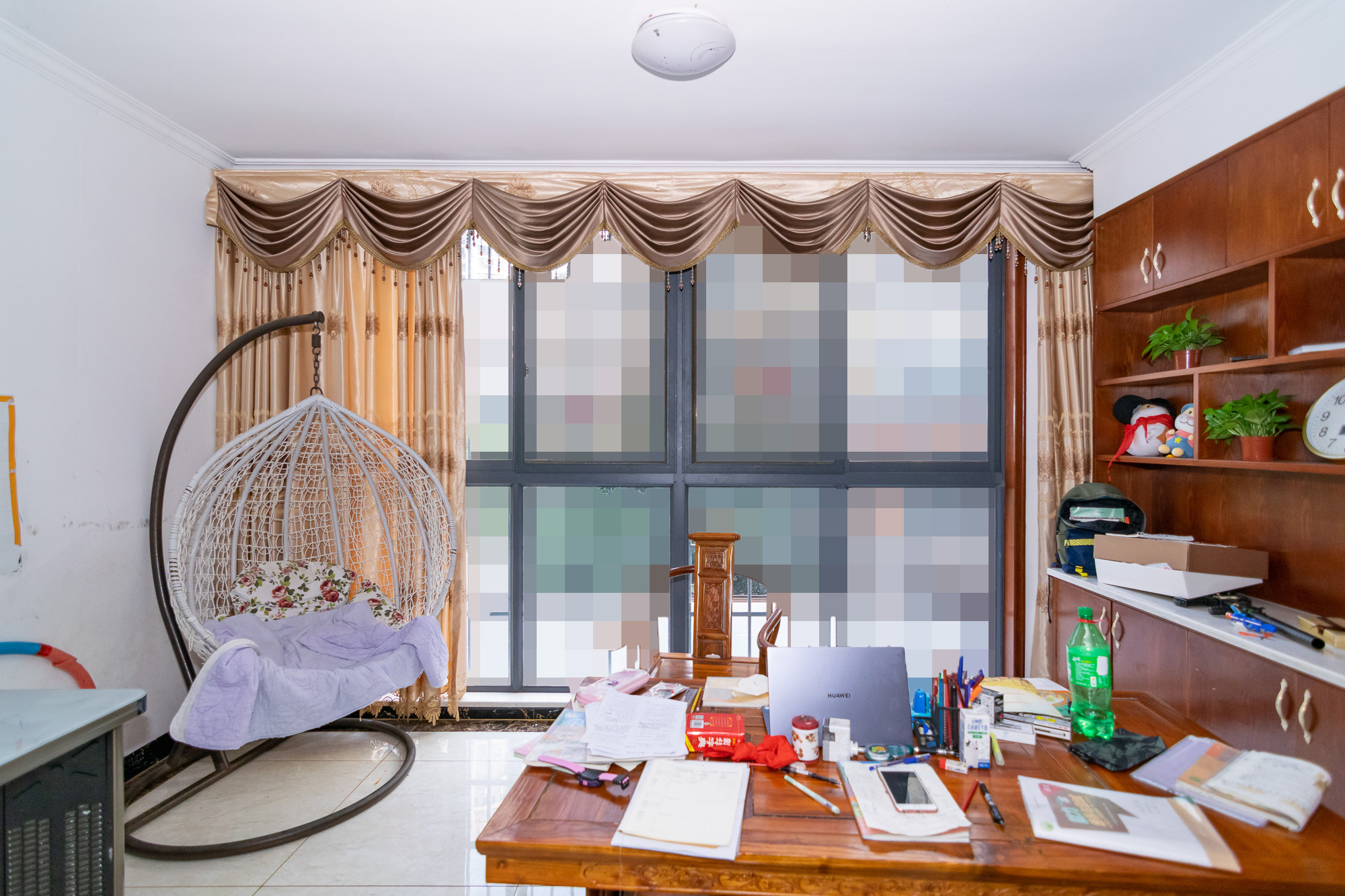 勤诚达新界 7室3厅3卫 180.0万 勤诚达新界 7室3厅3卫 180.0万阳台