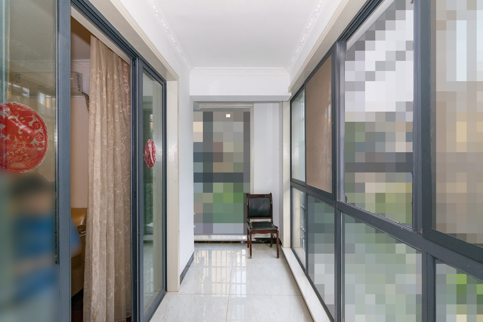 勤诚达新界 7室3厅3卫 180.0万 勤诚达新界 7室3厅3卫 180.0万阳台