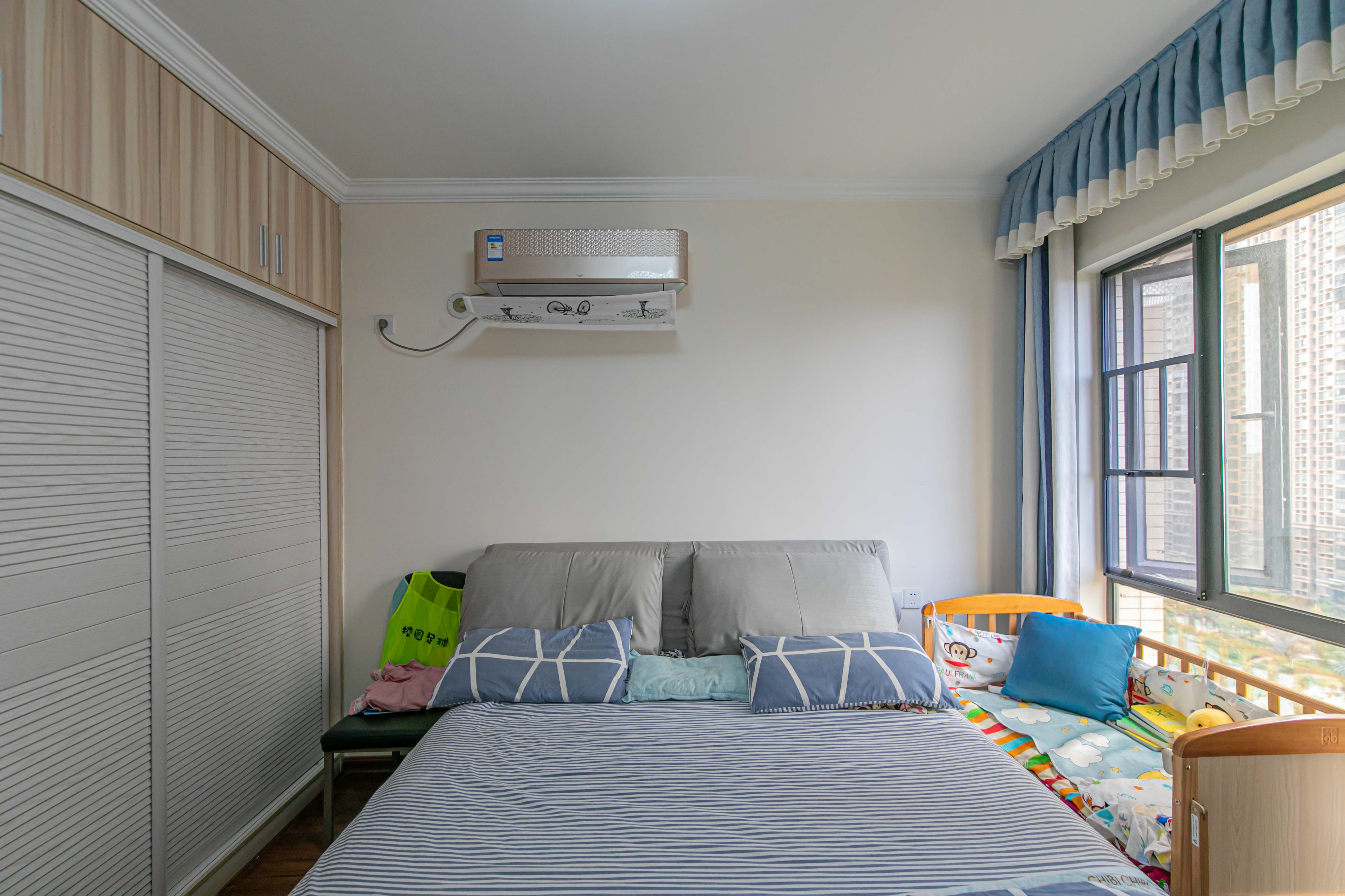 深业睿城 3室2厅1卫 75.0万 深业睿城 3室2厅1卫 75.0万卧室