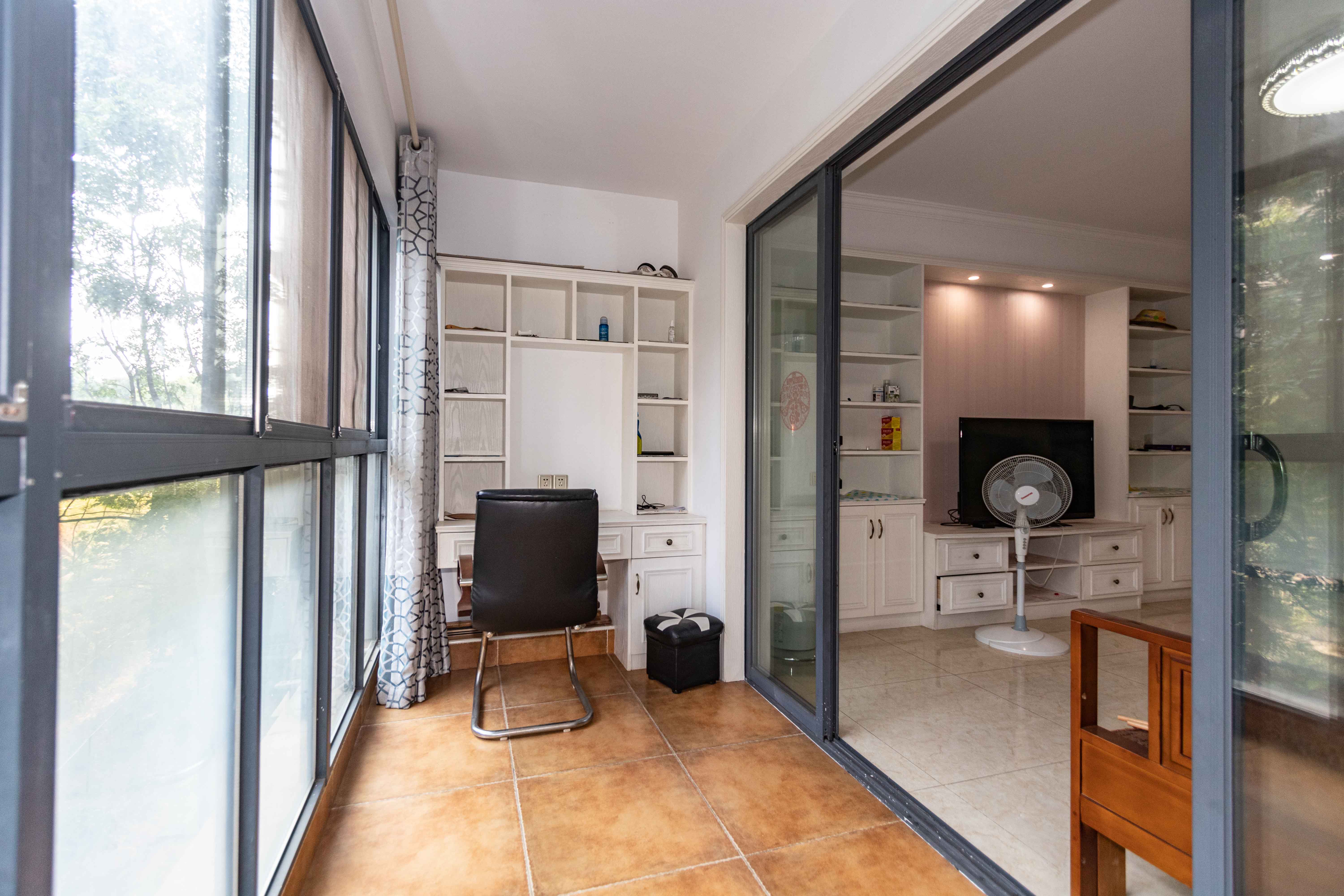 五矿格澜郡  3室2厅2卫    76.0万阳台