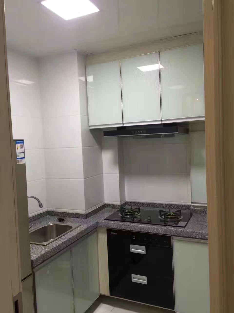 美的林城时代  2室2厅1卫   2400.00元/月室内图