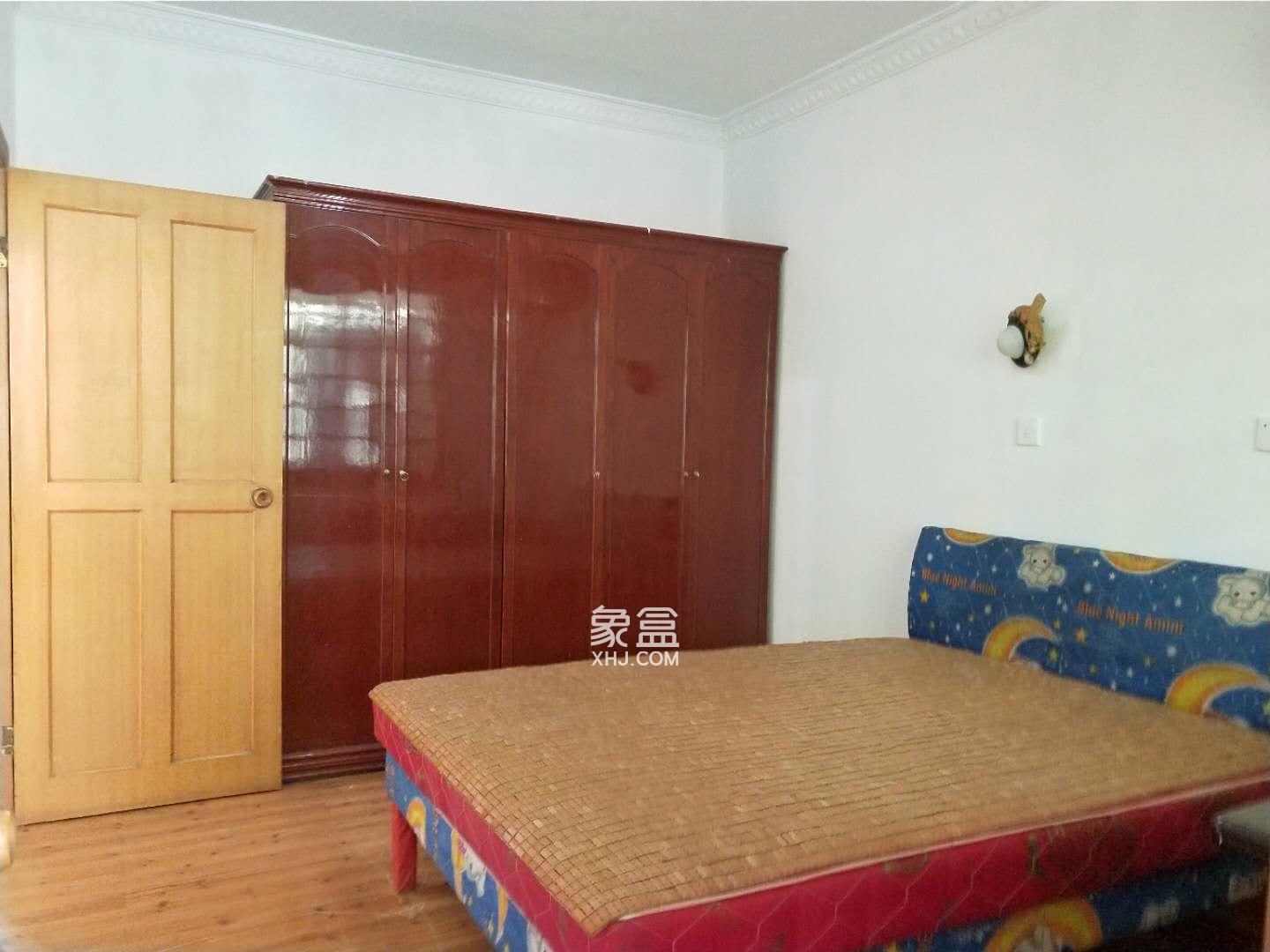 紫东小区红旗中路19号 2室2厅1卫 39.0万 紫东小区红旗中路19号 2室2厅1卫 39.0万室内图