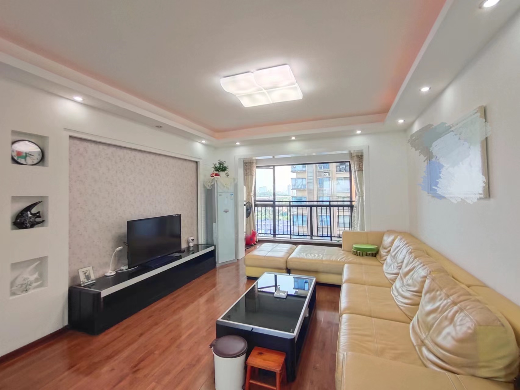 水岸花城(翠堤湾) 3室2厅2卫 58.00万 水岸花城(翠堤湾) 3室2厅2卫 58.00万室内图