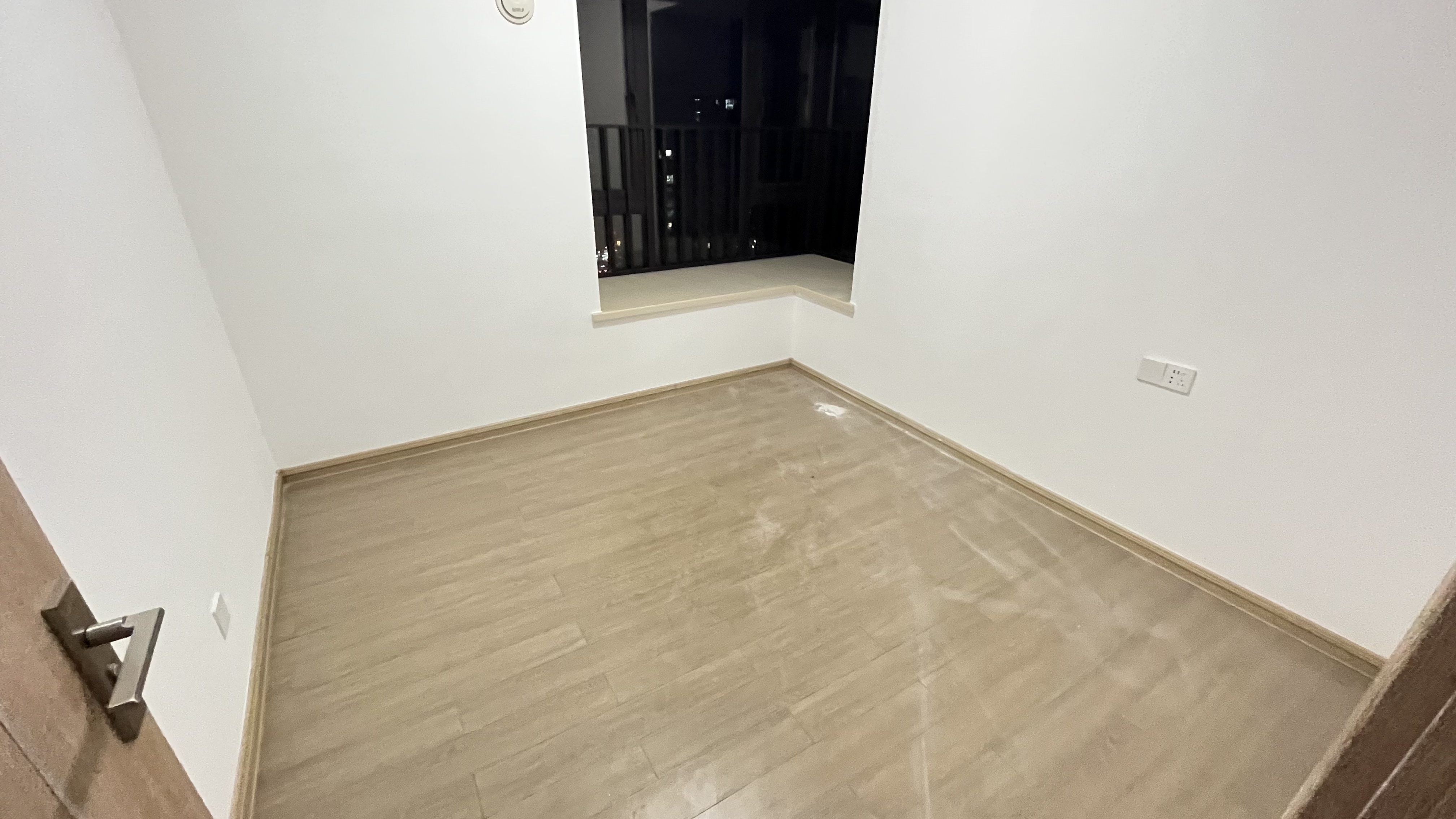 东部美的城 4室2厅2卫 95.0万 东部美的城 4室2厅2卫 95.0万室内图