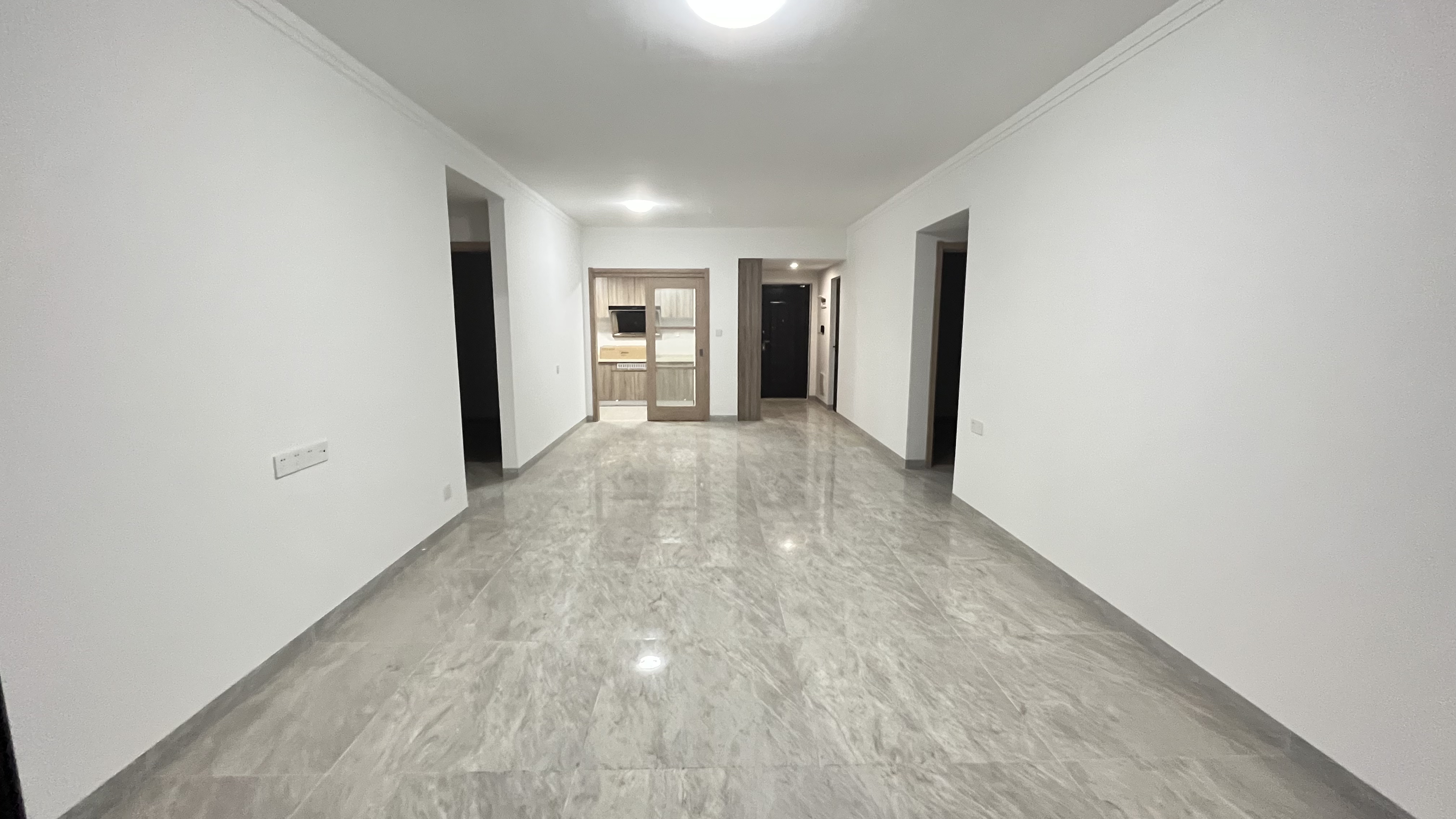 东部美的城 4室2厅2卫 95.0万 东部美的城 4室2厅2卫 95.0万室内图