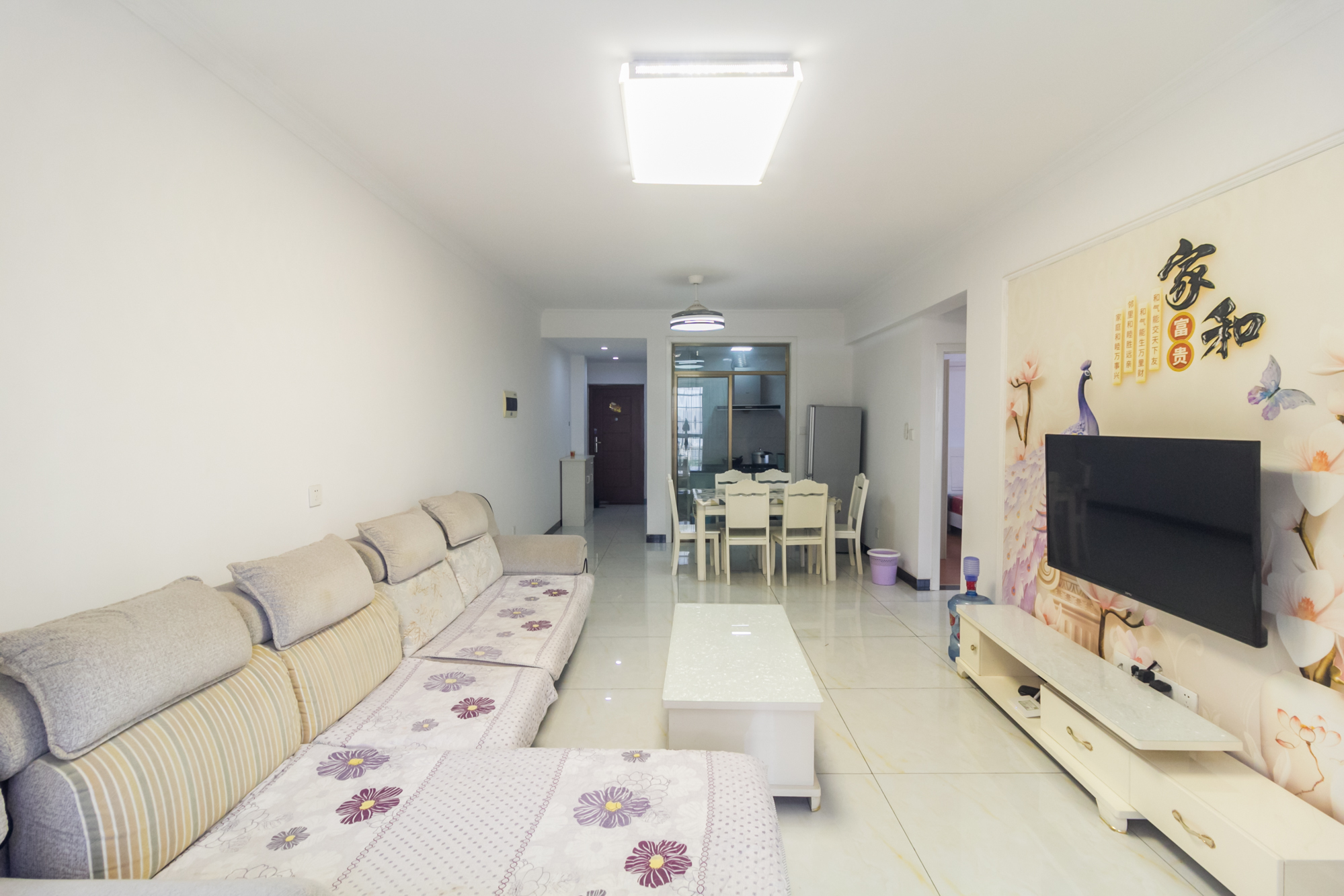 高林仕家 3室2厅1卫 83.78万 高林仕家 3室2厅1卫 83.78万客厅