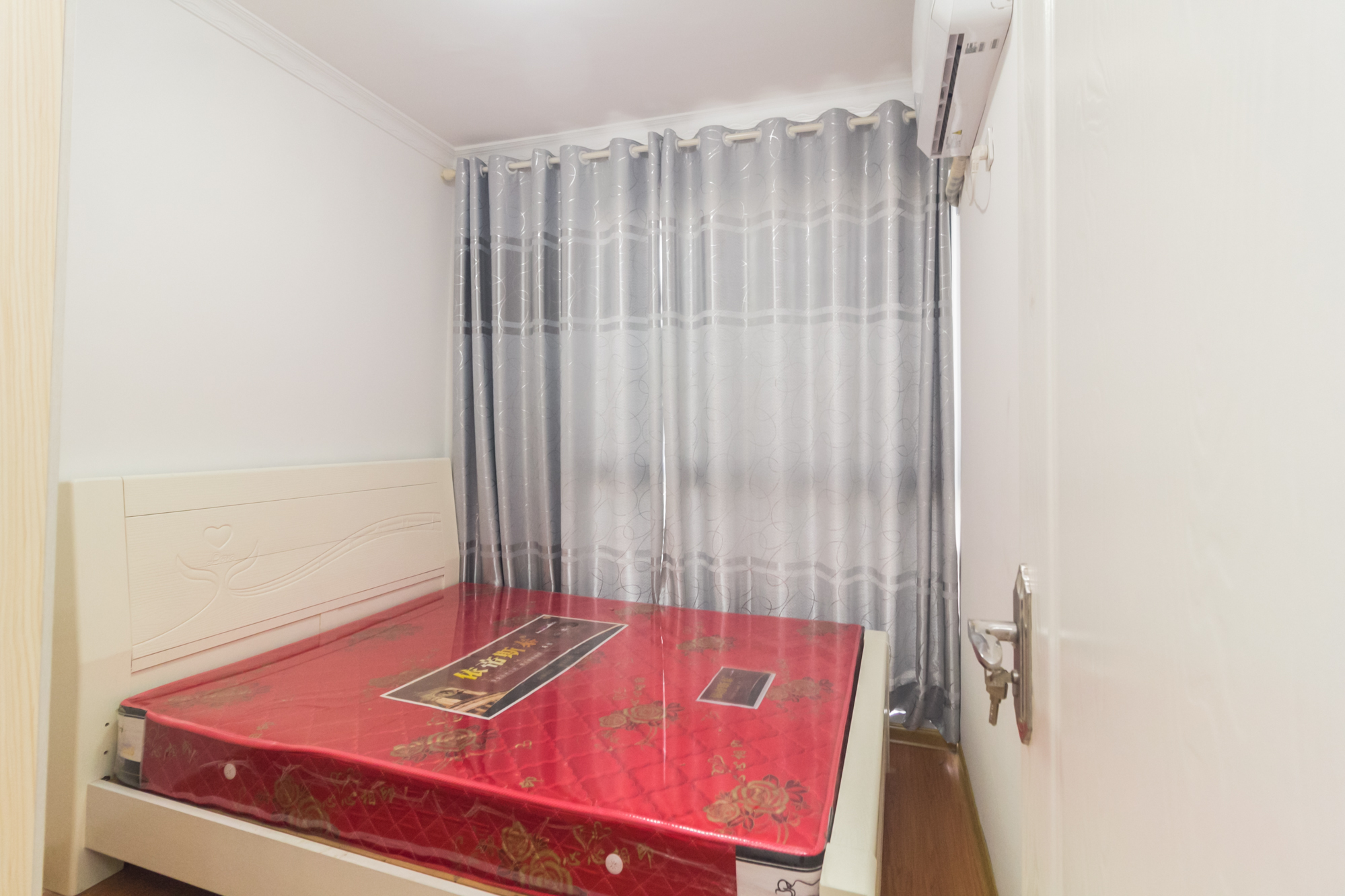 高林仕家 3室2厅1卫 83.78万 高林仕家 3室2厅1卫 83.78万卧室