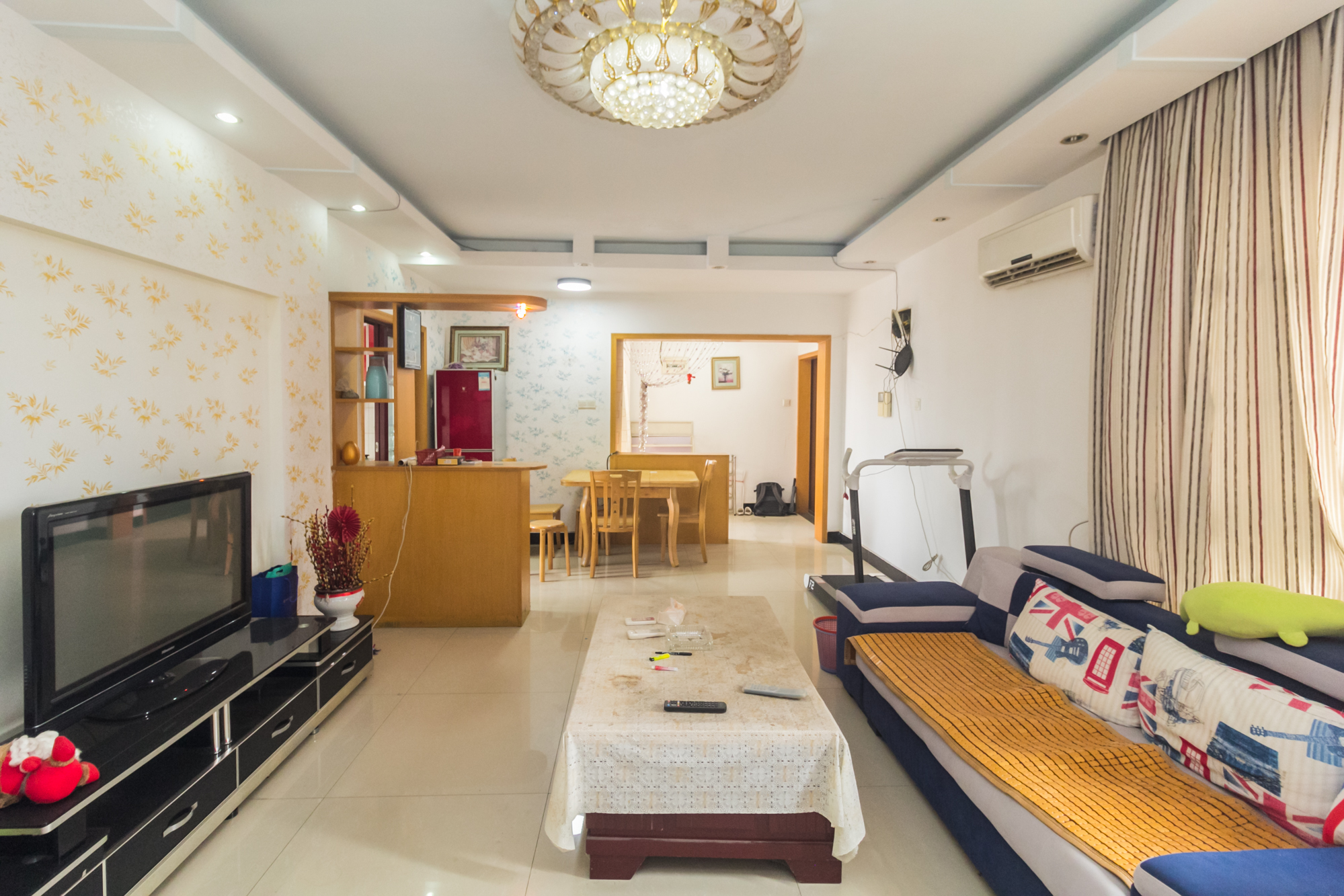 华天LOHO小镇 2室2厅1卫 66.0万 华天LOHO小镇 2室2厅1卫 66.0万客厅