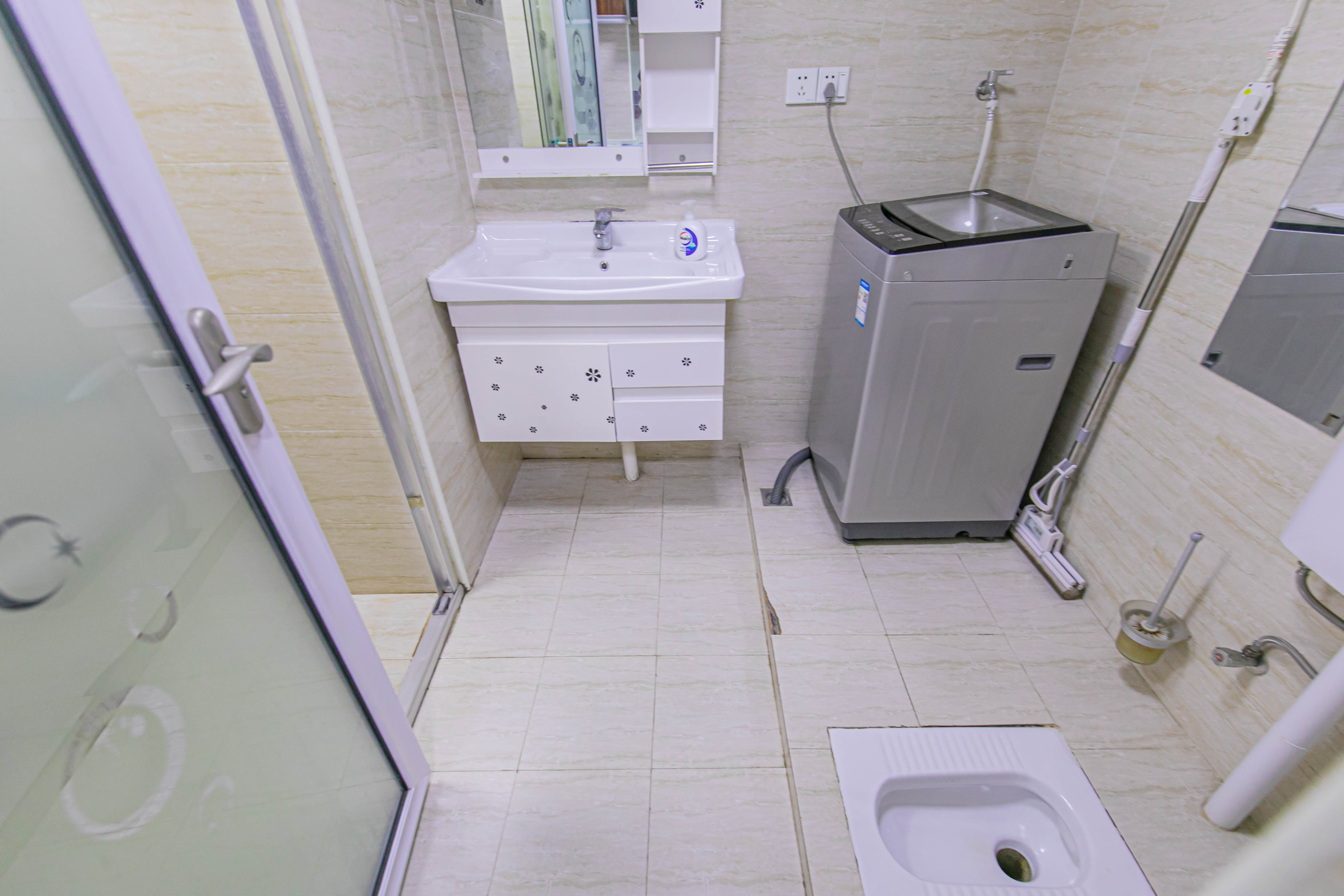 方略城市广场 1室1厅1卫 50.0万 方略城市广场 1室1厅1卫 50.0万卫生间