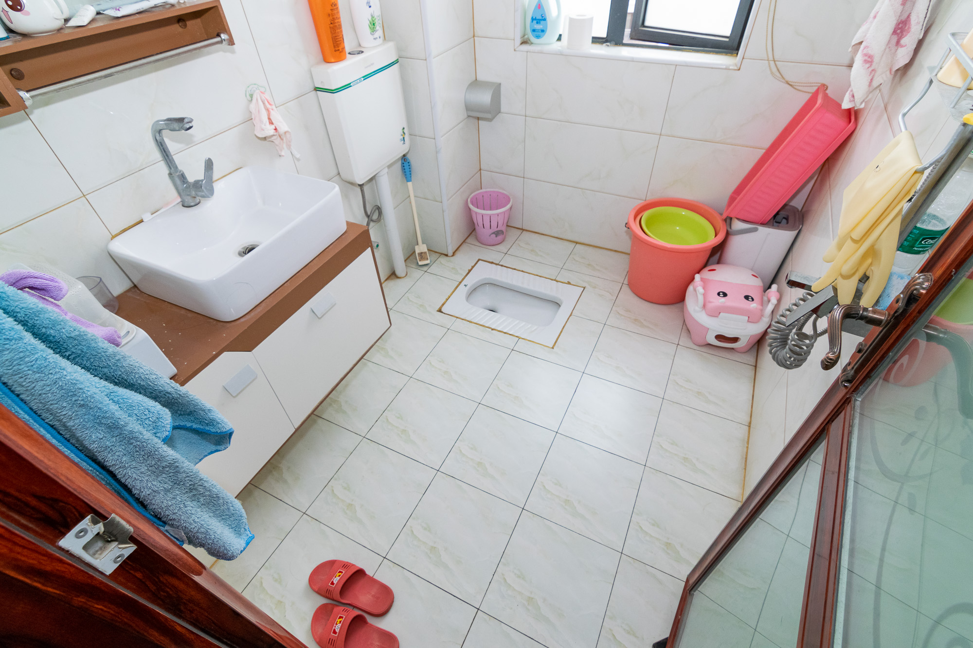 浩龙音乐界 3室2厅1卫 88.0万 浩龙音乐界 3室2厅1卫 88.0万卫生间