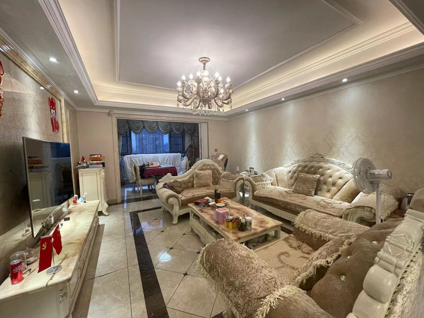 凯旋名门人民中路1006号 4室2厅2卫 128.0万 凯旋名门人民中路1006号 4室2厅2卫 128.0万室内图